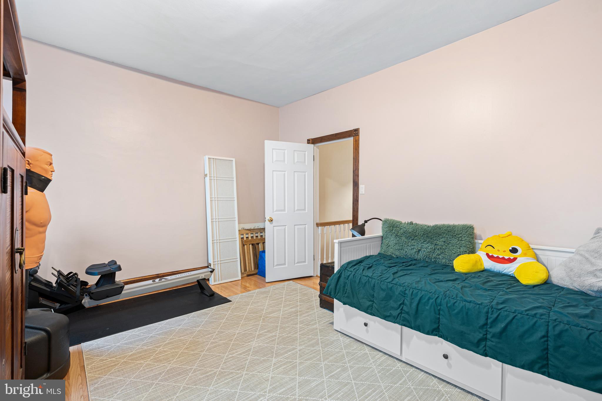 FAIRMOUNT - Residential