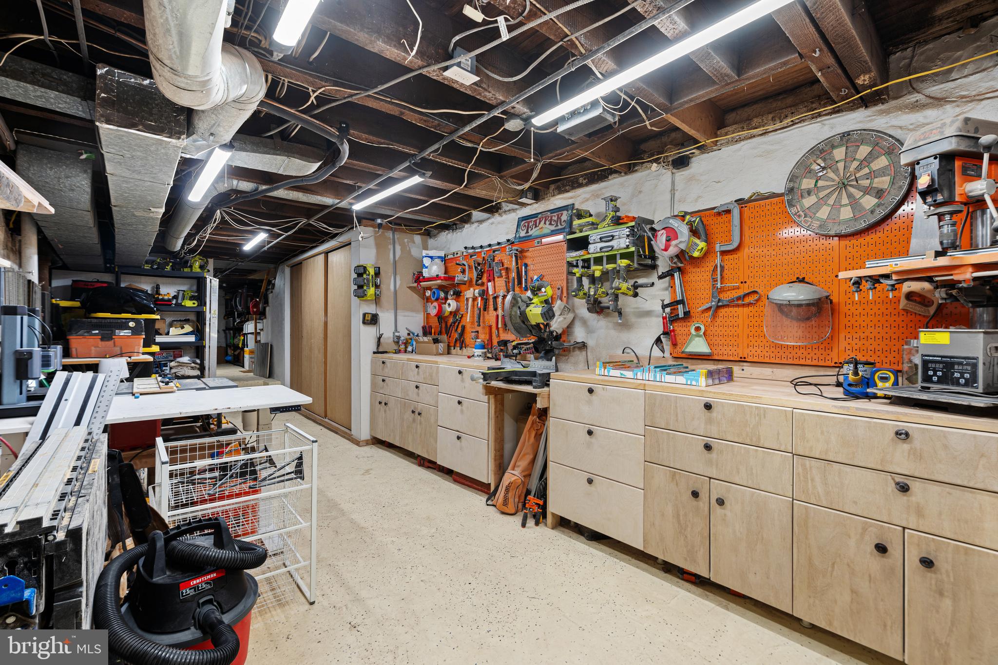 FAIRMOUNT - Residential