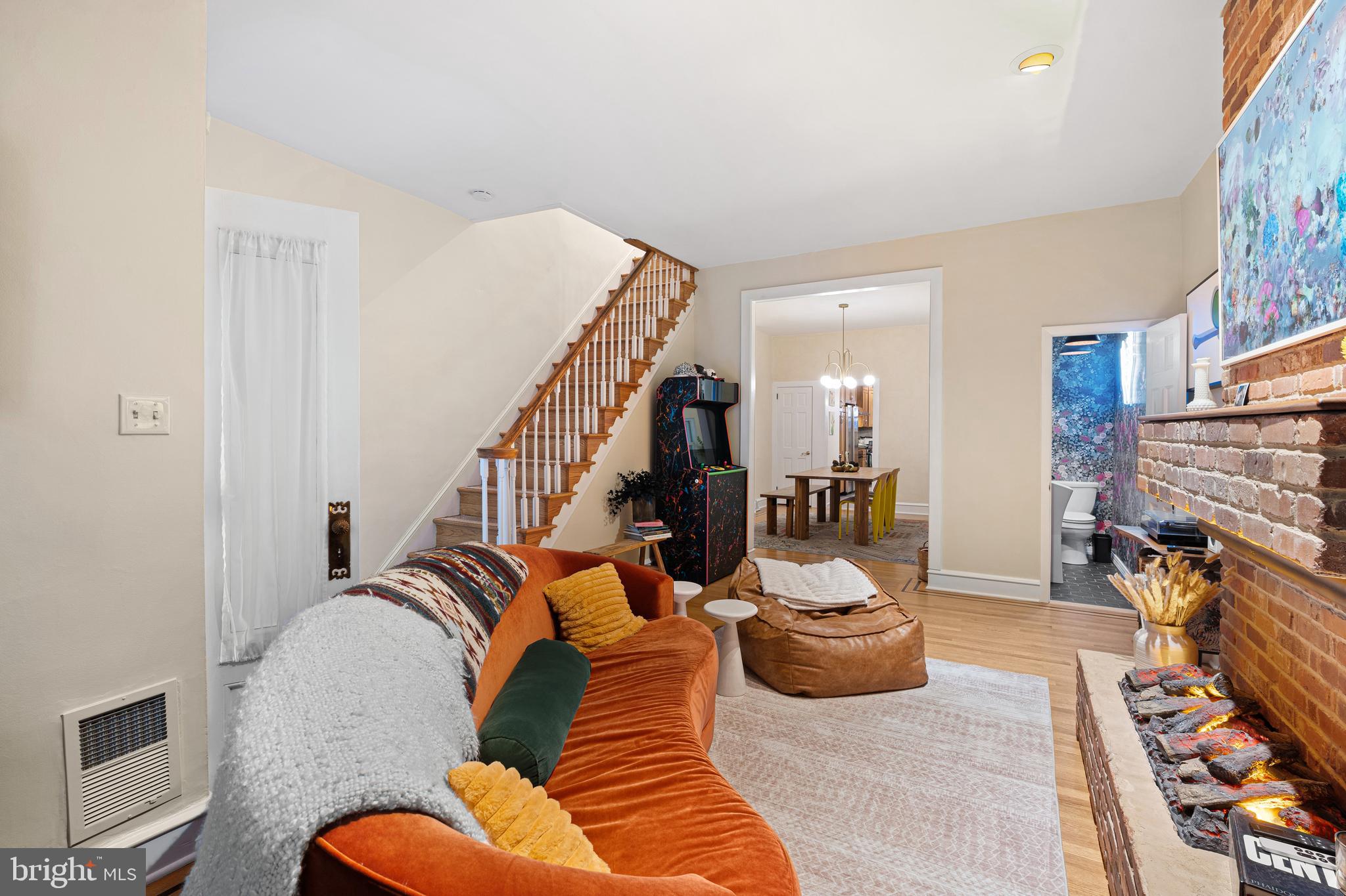 FAIRMOUNT - Residential