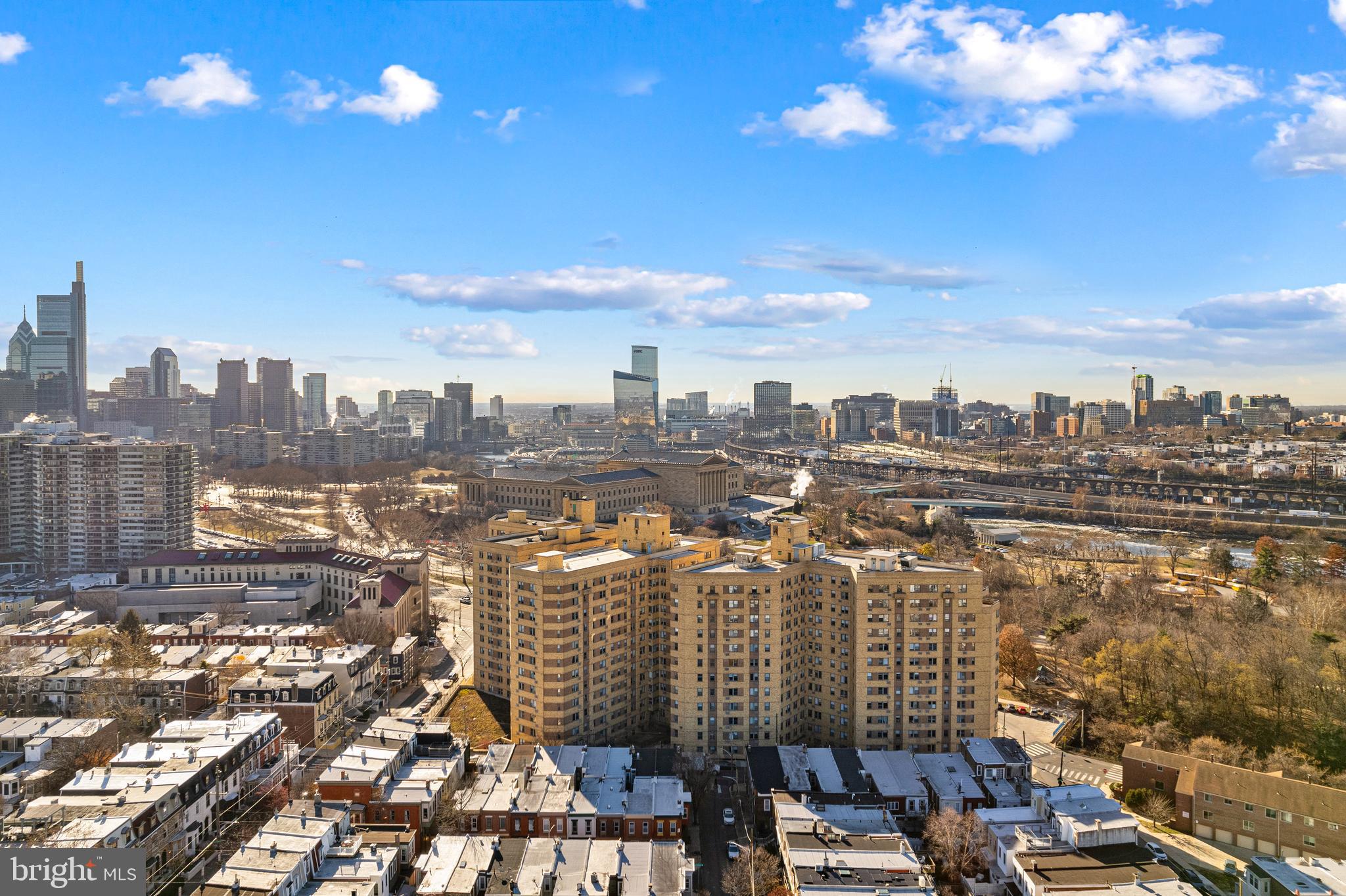 FAIRMOUNT - Residential