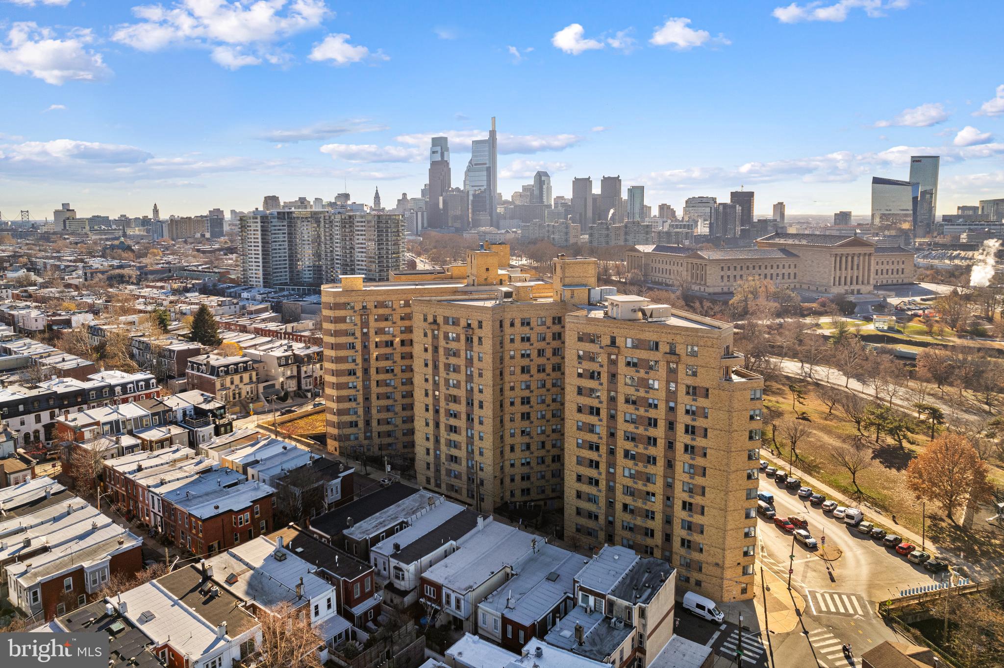 FAIRMOUNT - Residential