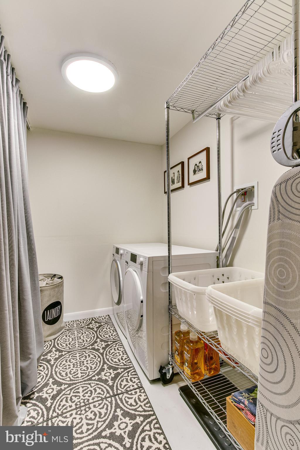 BURKE CENTRE - Residential