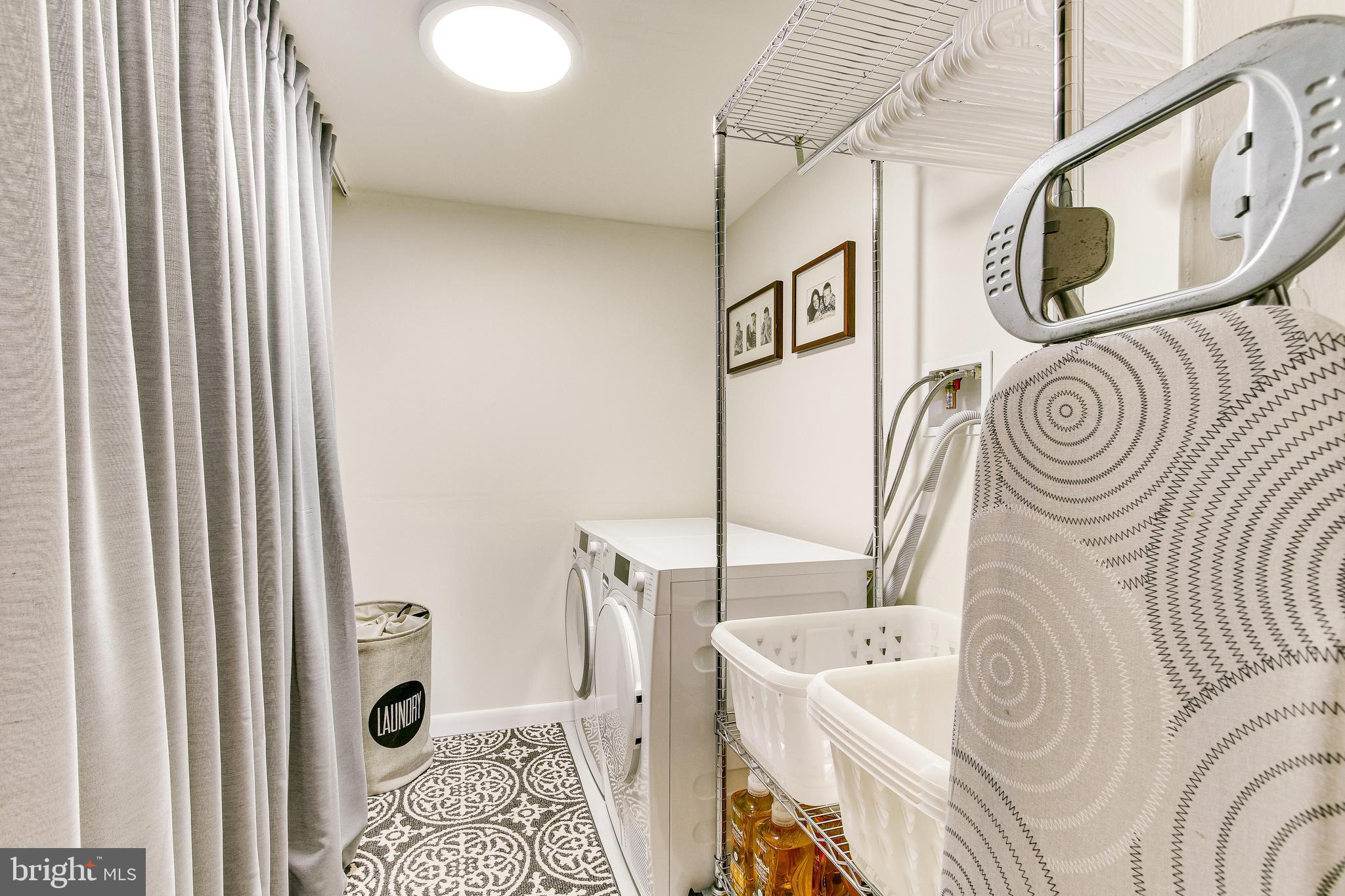 BURKE CENTRE - Residential