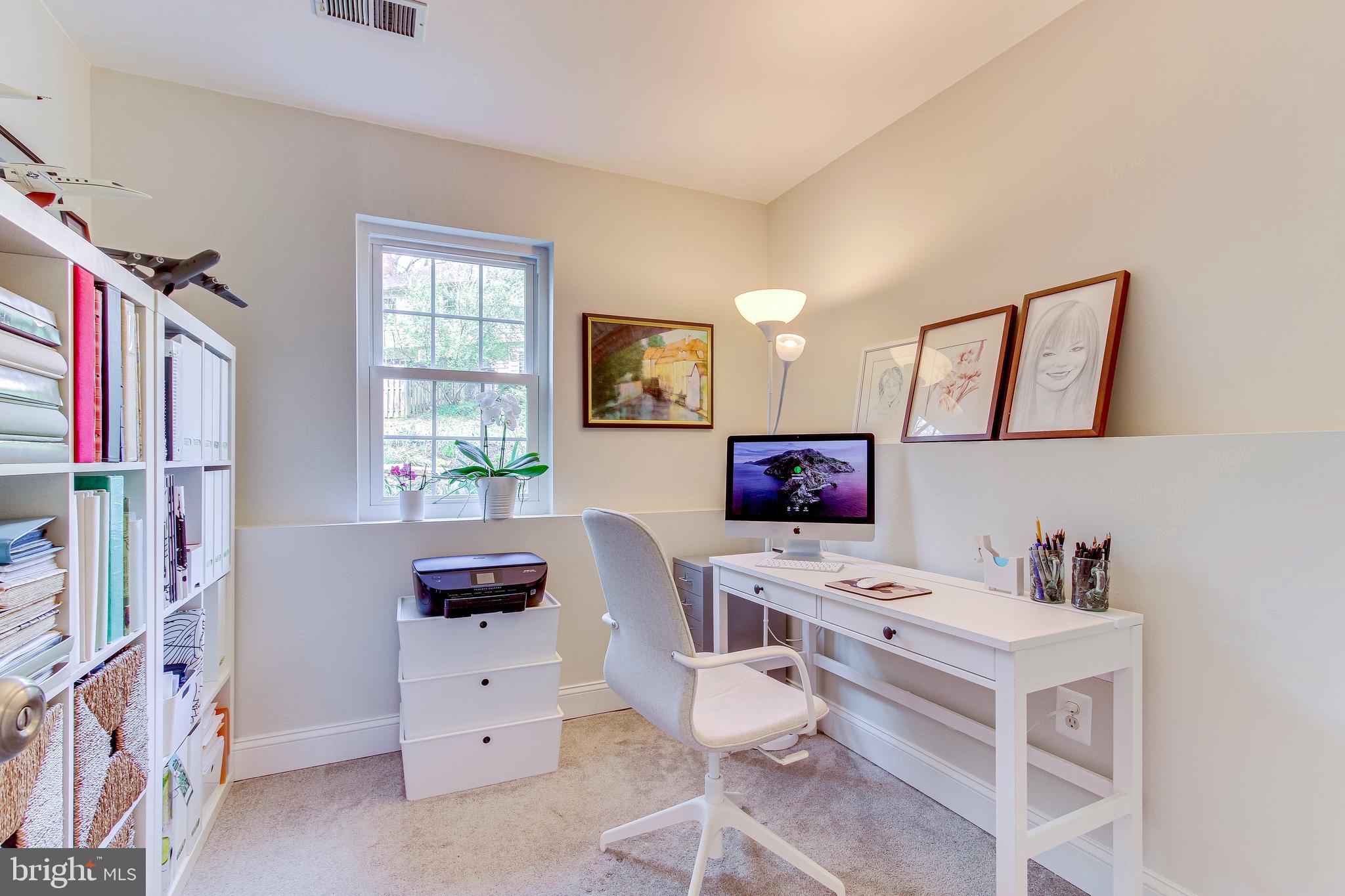 BURKE CENTRE - Residential