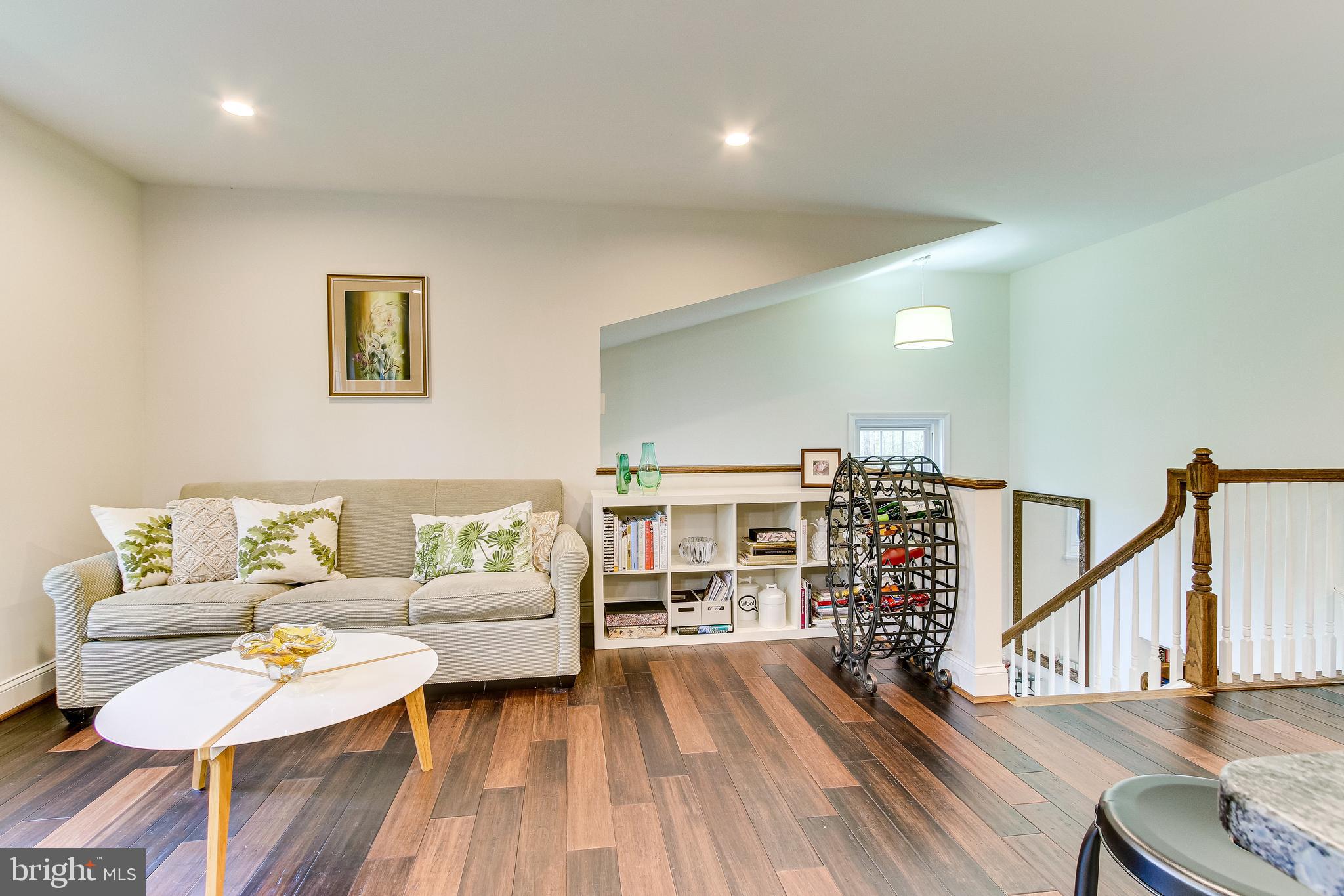 BURKE CENTRE - Residential