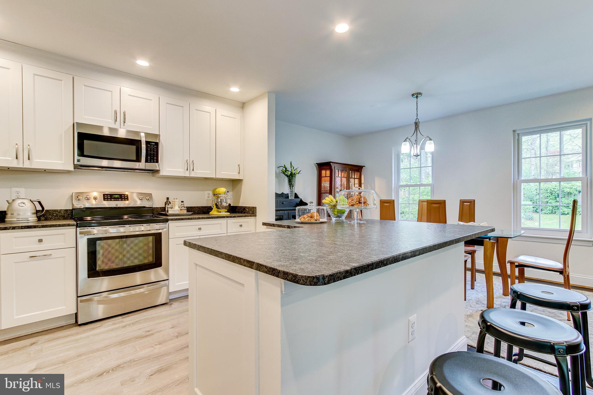 BURKE CENTRE - Residential