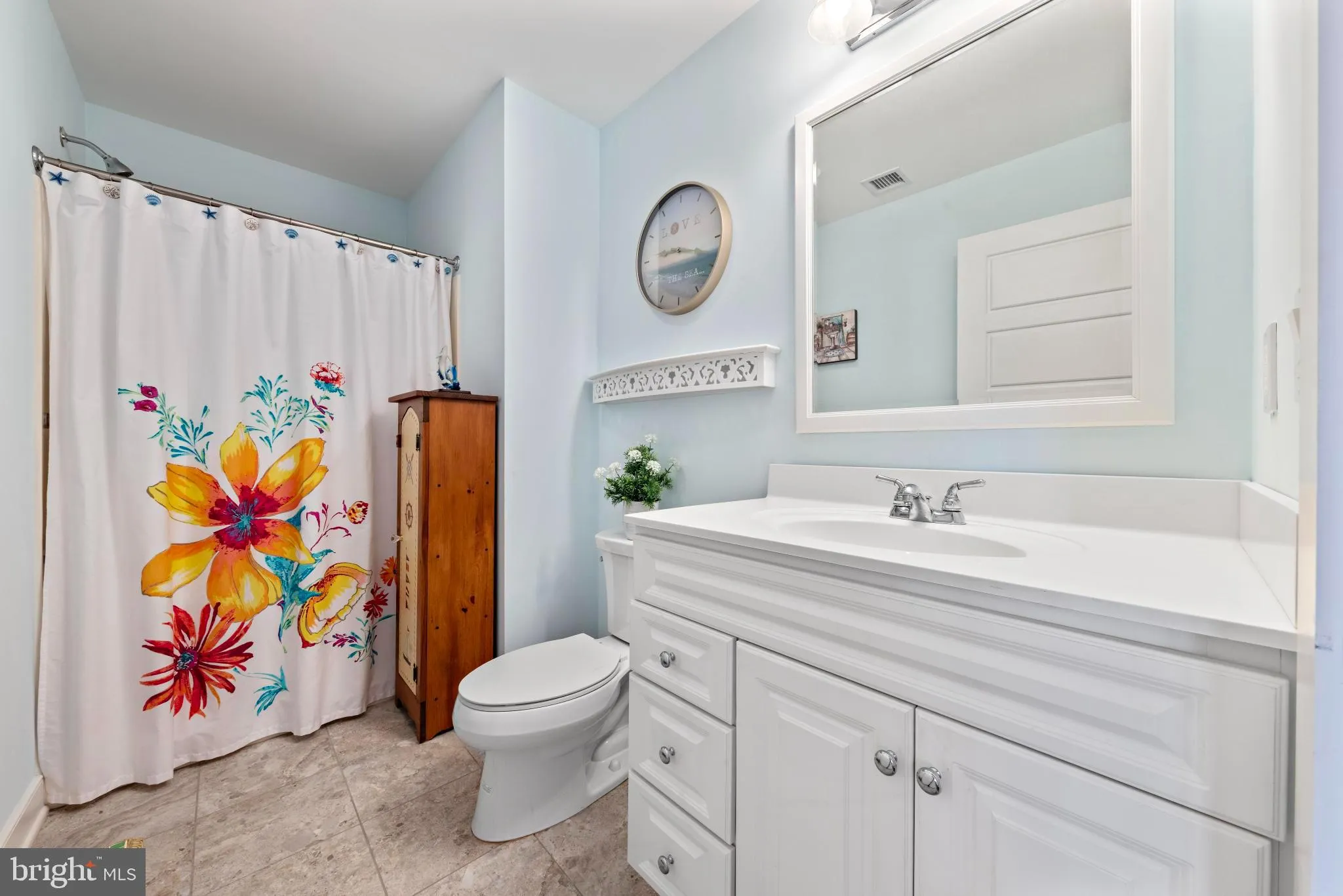 Beach Haven, New Jersey 08008, United States, 3 Bedrooms Bedrooms, ,2 BathroomsBathrooms,Residential,Active,194049