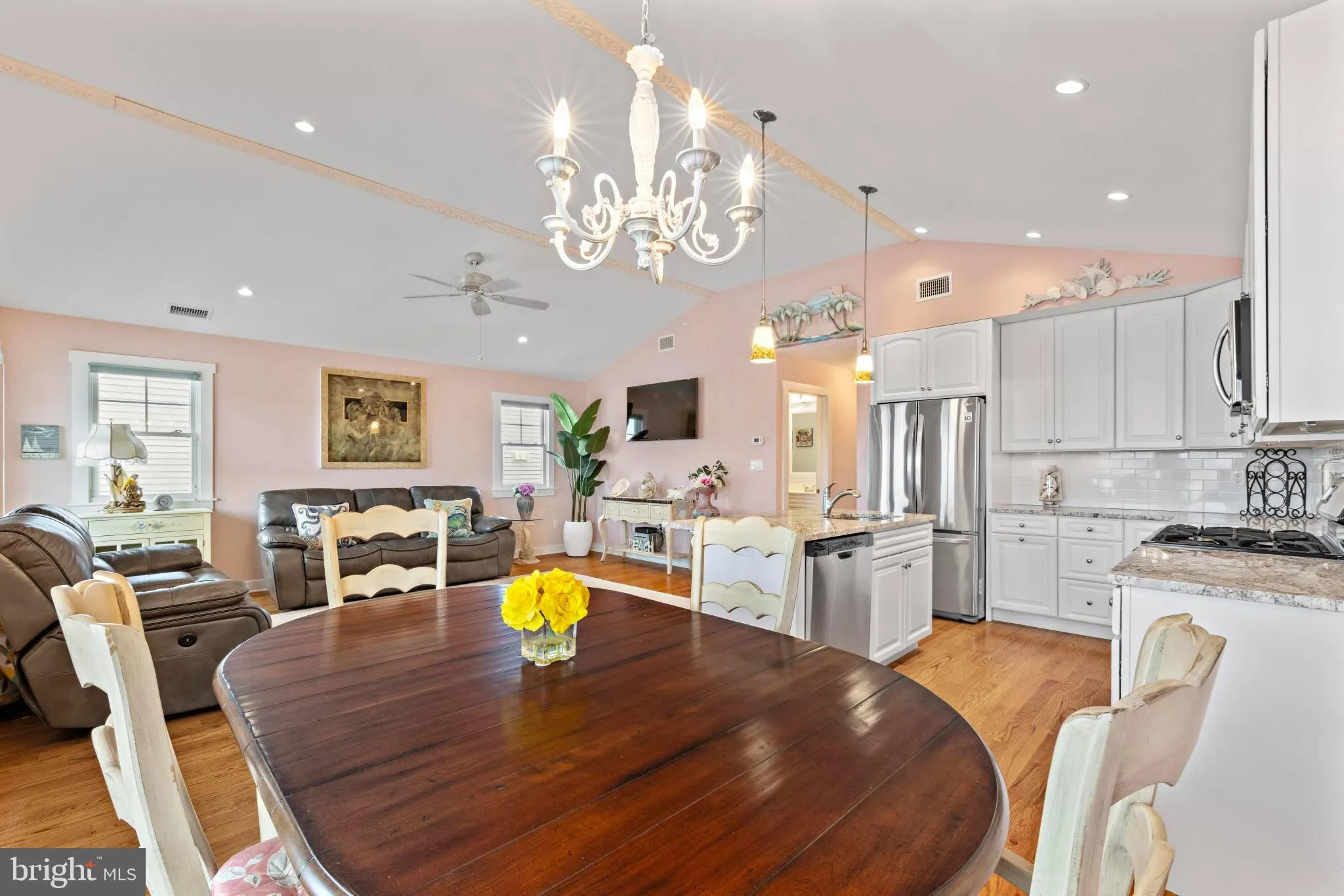 Beach Haven, New Jersey 08008, United States, 3 Bedrooms Bedrooms, ,2 BathroomsBathrooms,Residential,Active,194049