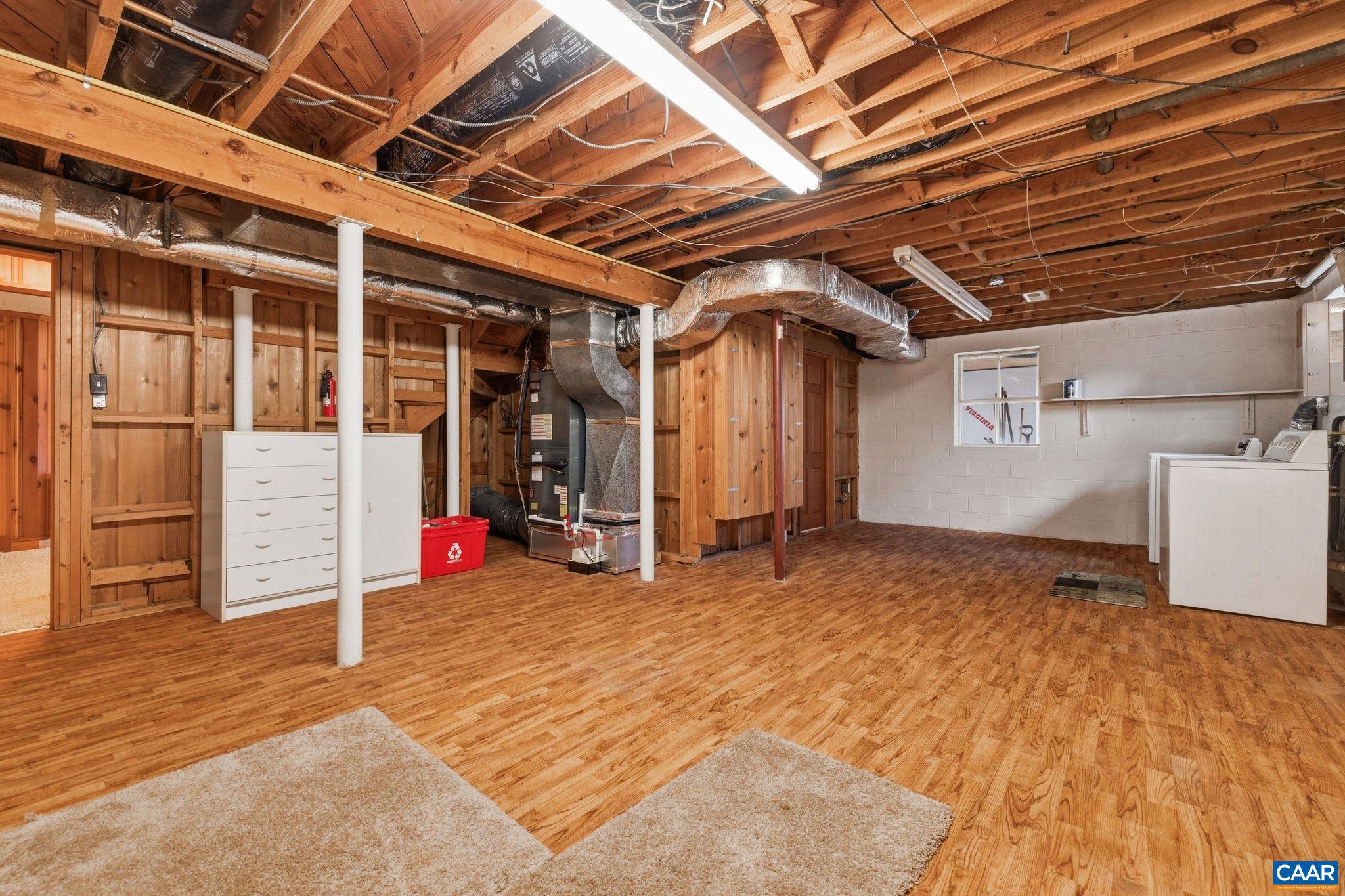 MERRYDEN - Residential