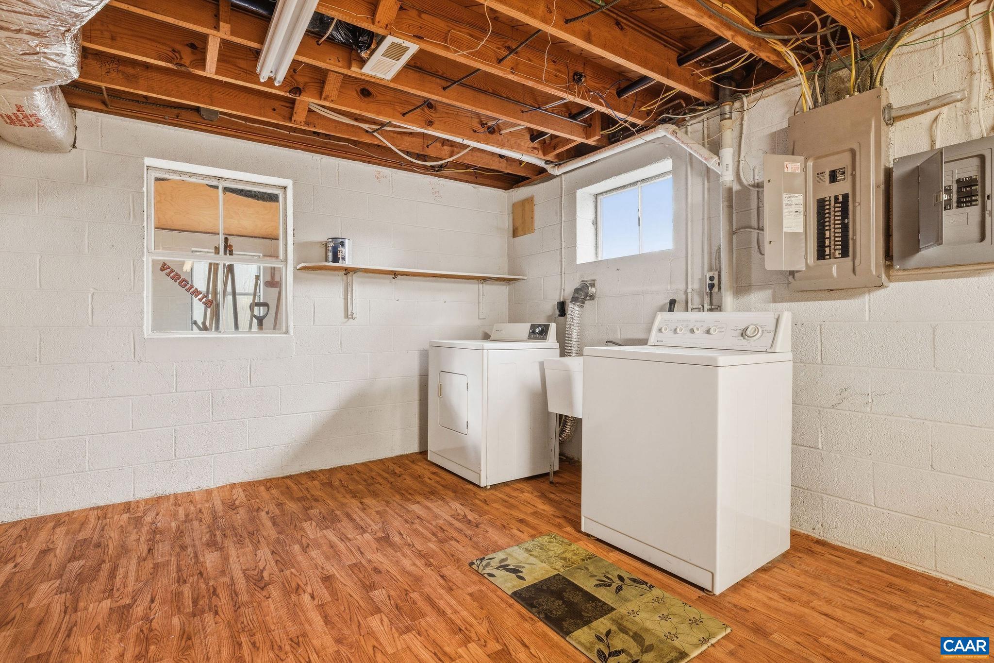 MERRYDEN - Residential