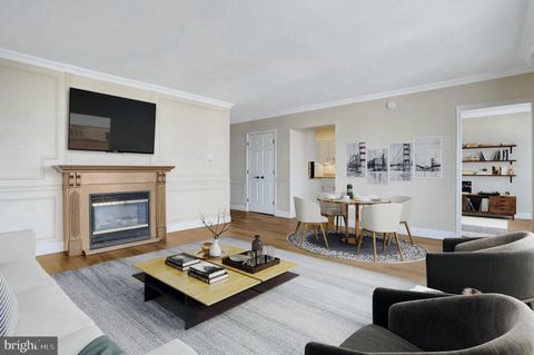 Photo of 400 Madison Street #806, ALEXANDRIA, VA 22314 (MLS # VAAX2055182)