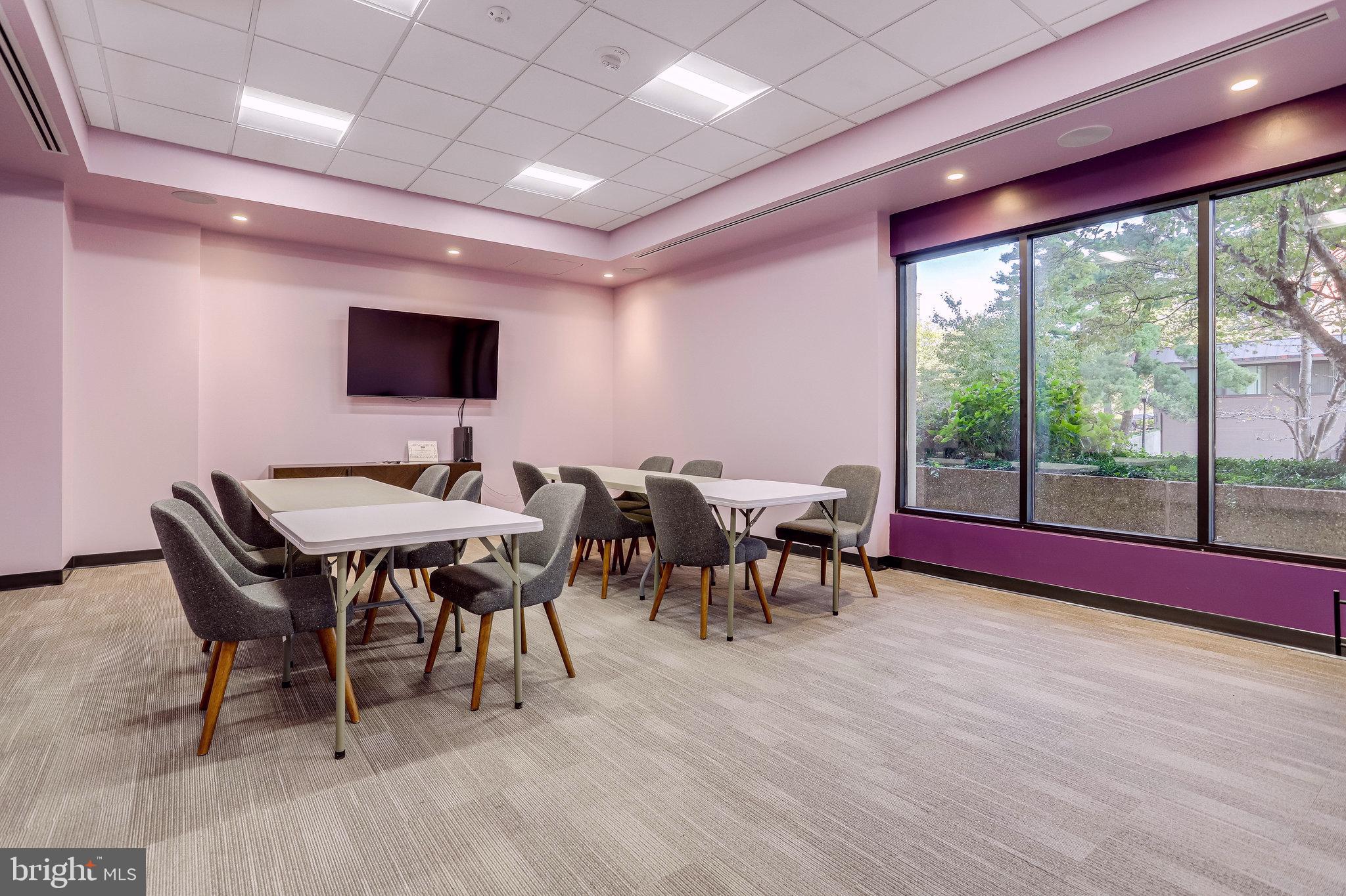 OLD TOWN NORTH - Residential