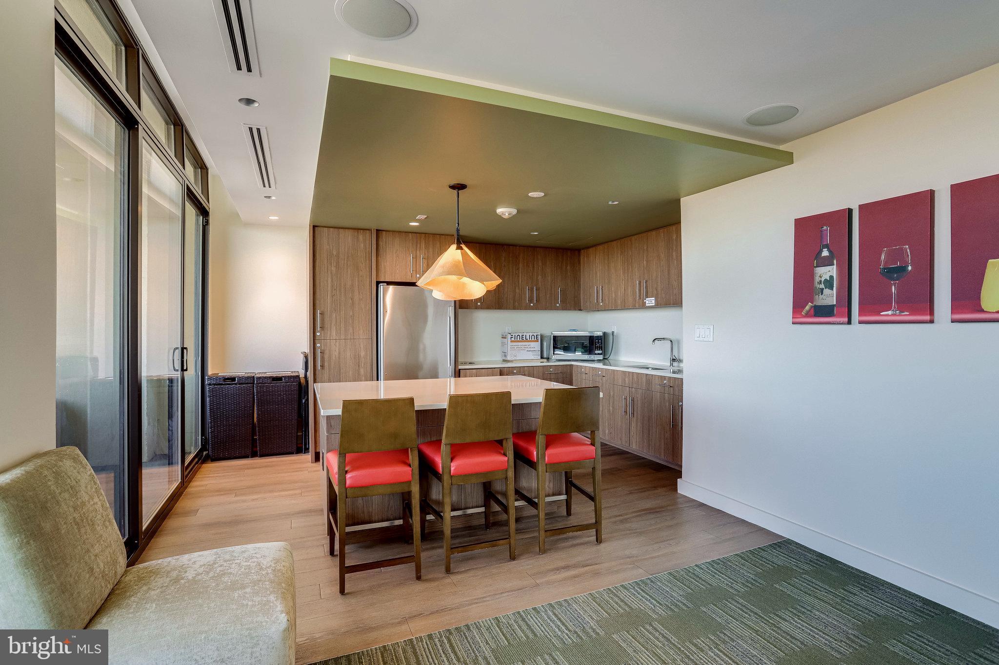 OLD TOWN NORTH - Residential