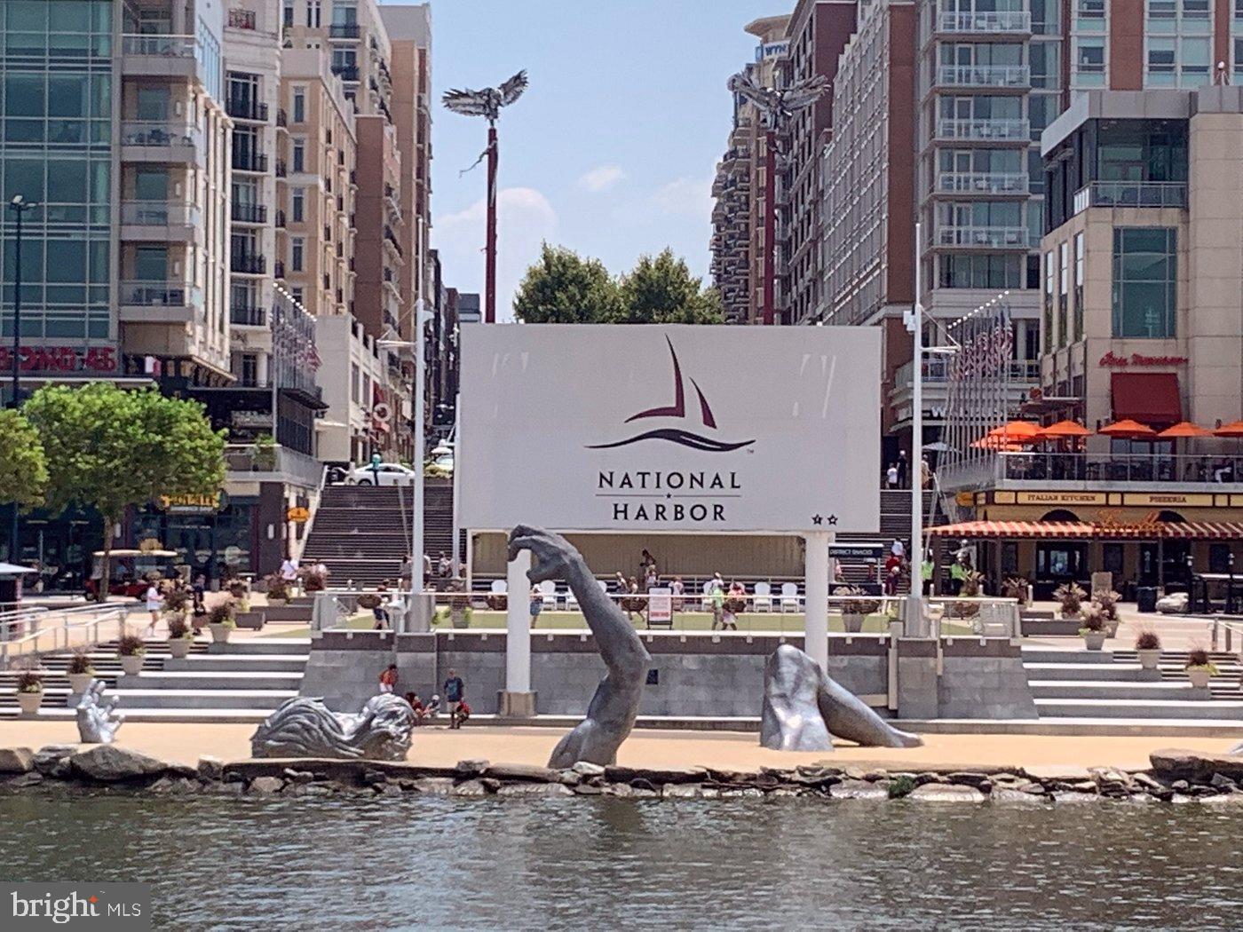 OLD TOWN NORTH - Residential