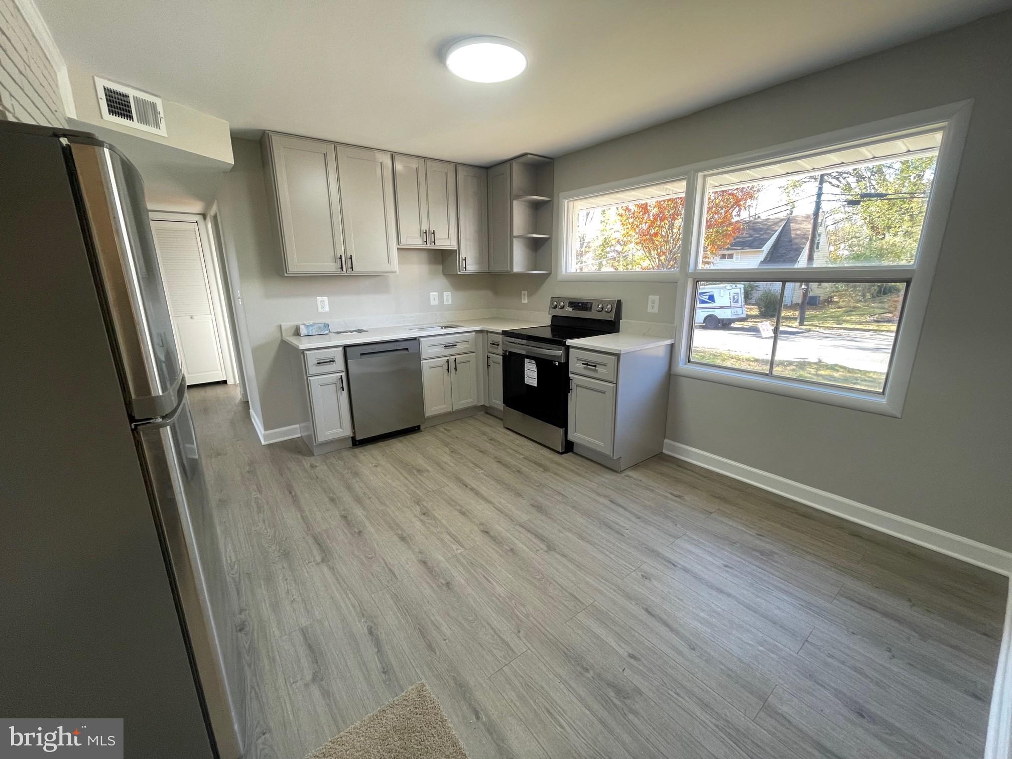 TWINBROOK - Residential Lease