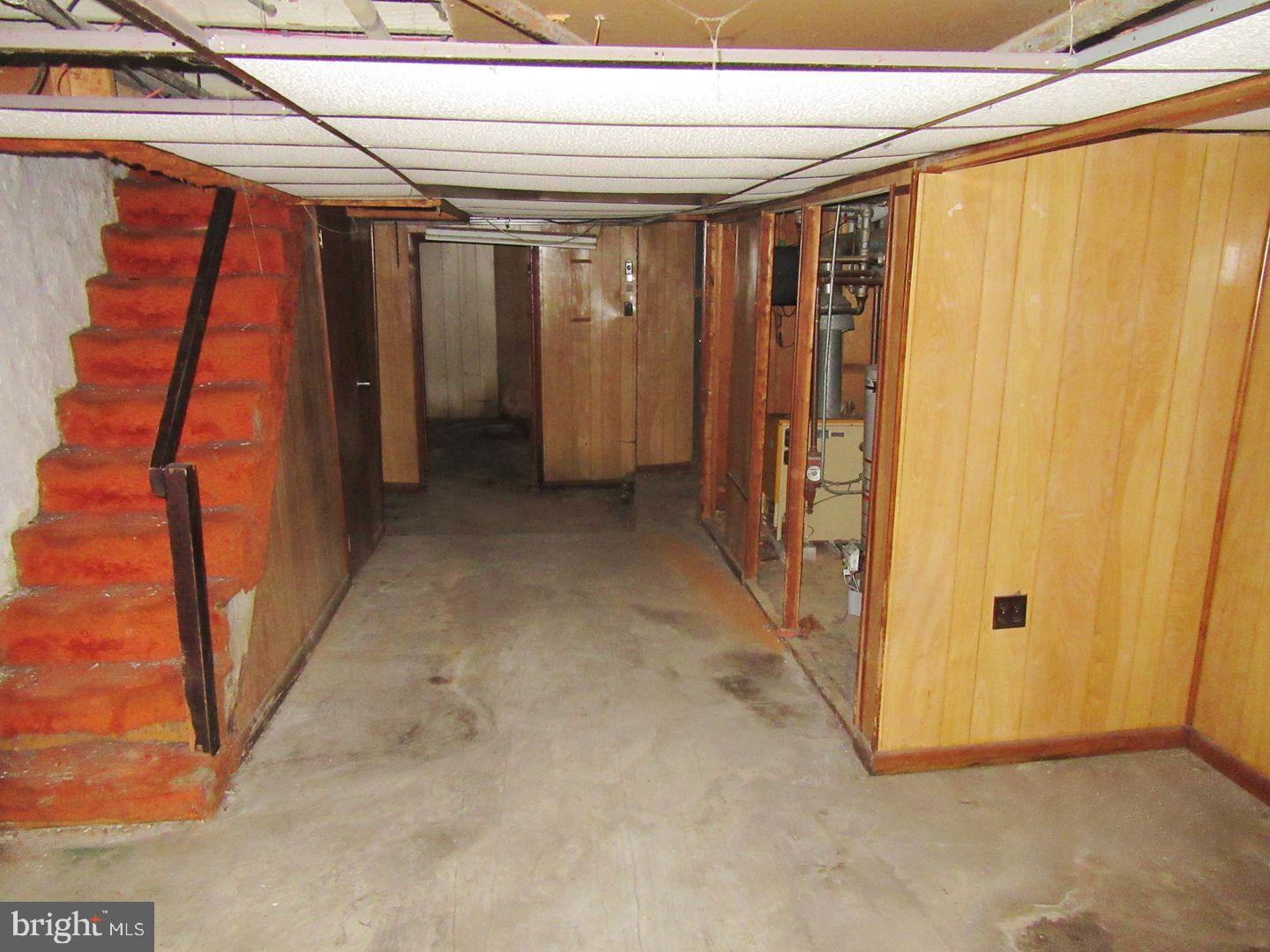 OXFORD CIRCLE - Residential