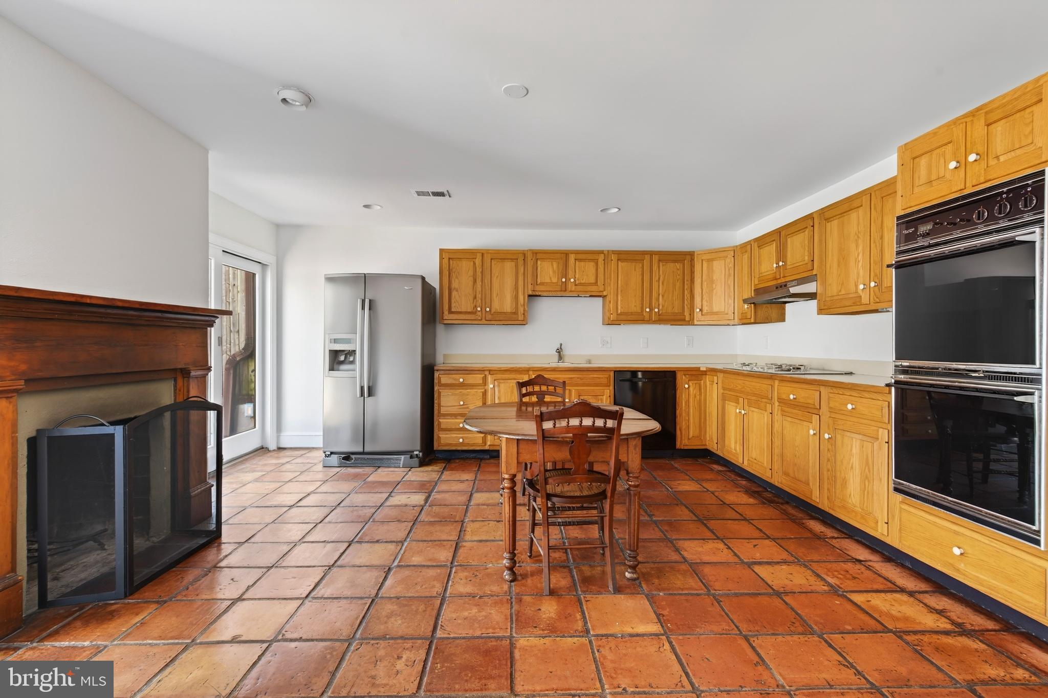 CAPITOL HILL - Residential