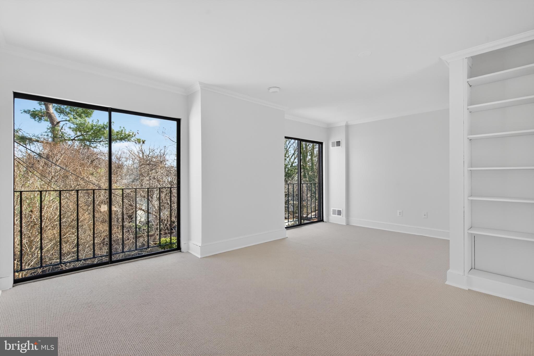 CAPITOL HILL - Residential
