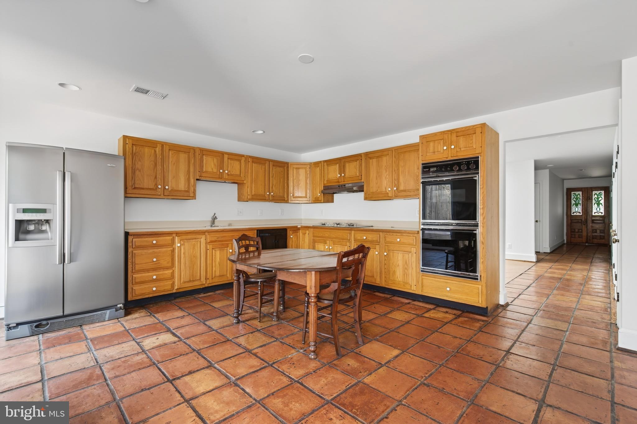 CAPITOL HILL - Residential