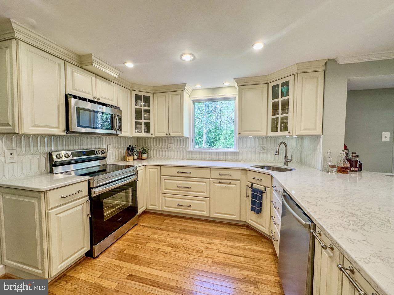 SEQUOIA FARMS - Residential Lease