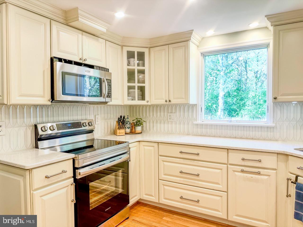 SEQUOIA FARMS - Residential Lease