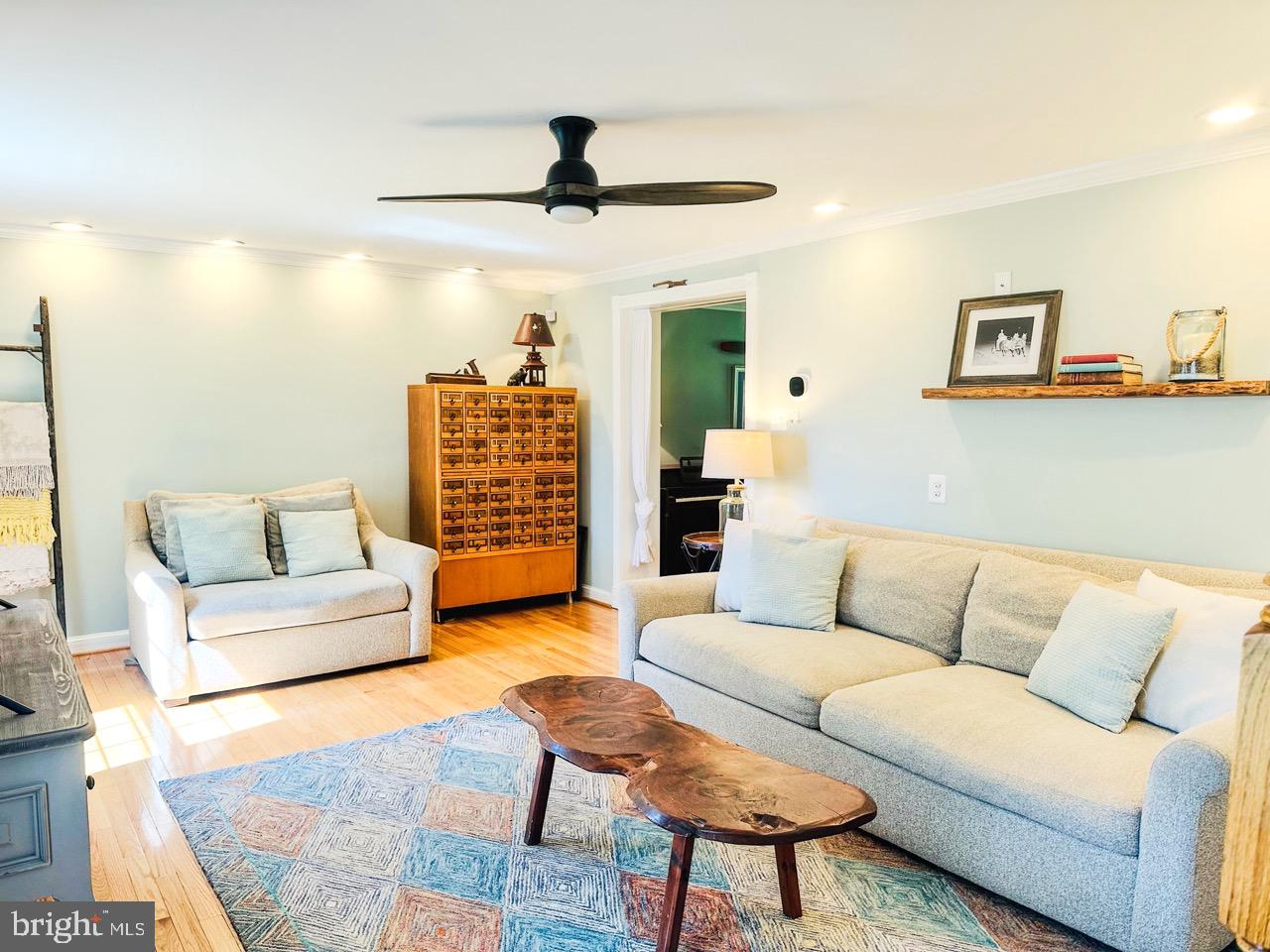 SEQUOIA FARMS - Residential Lease