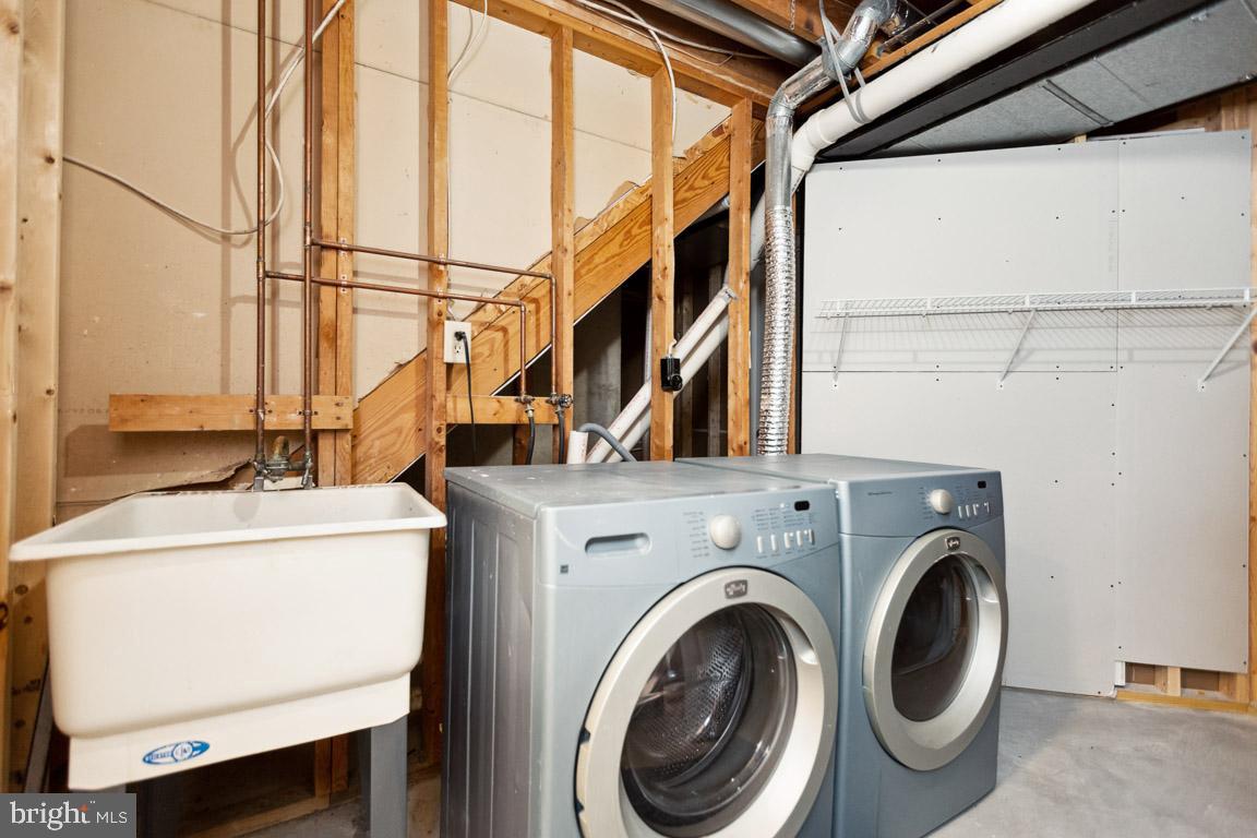 RUSSETT - Residential Lease