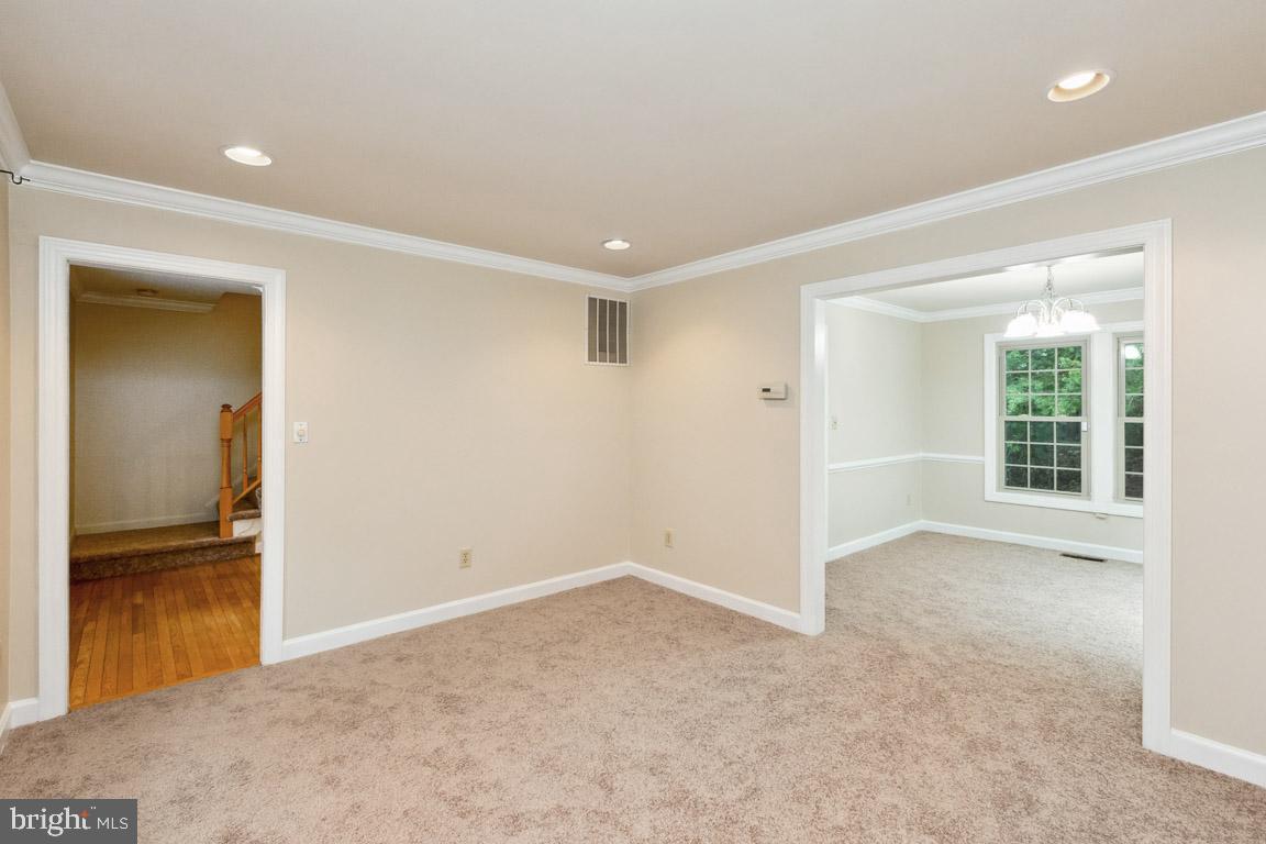 RUSSETT - Residential Lease