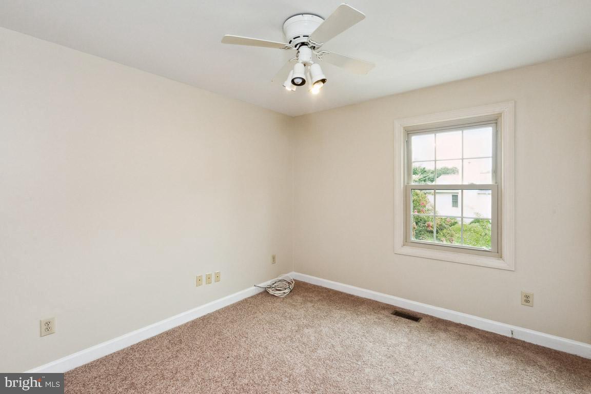 RUSSETT - Residential Lease