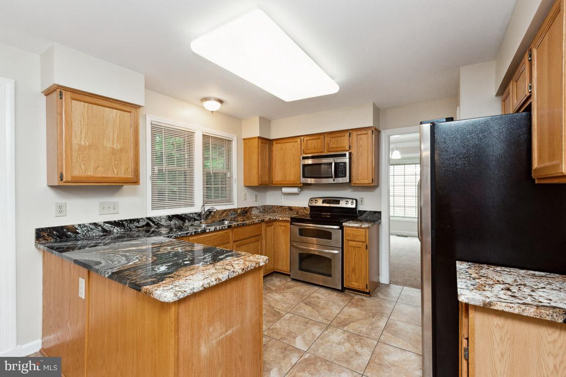 RUSSETT - Residential Lease