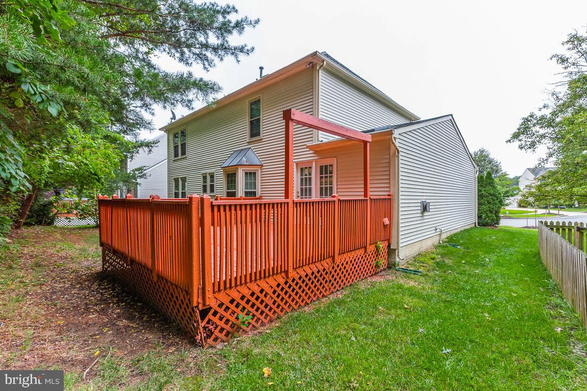 RUSSETT - Residential Lease