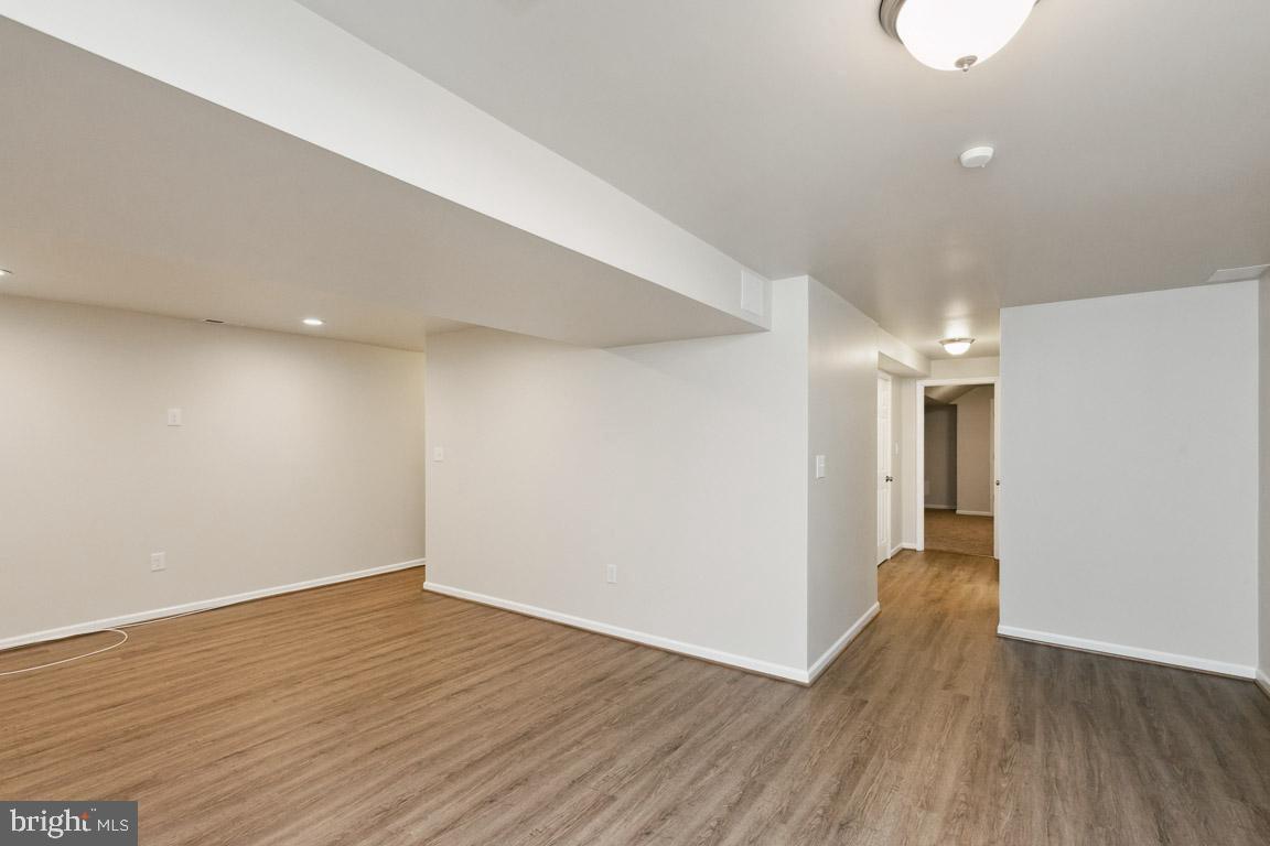 RUSSETT - Residential Lease