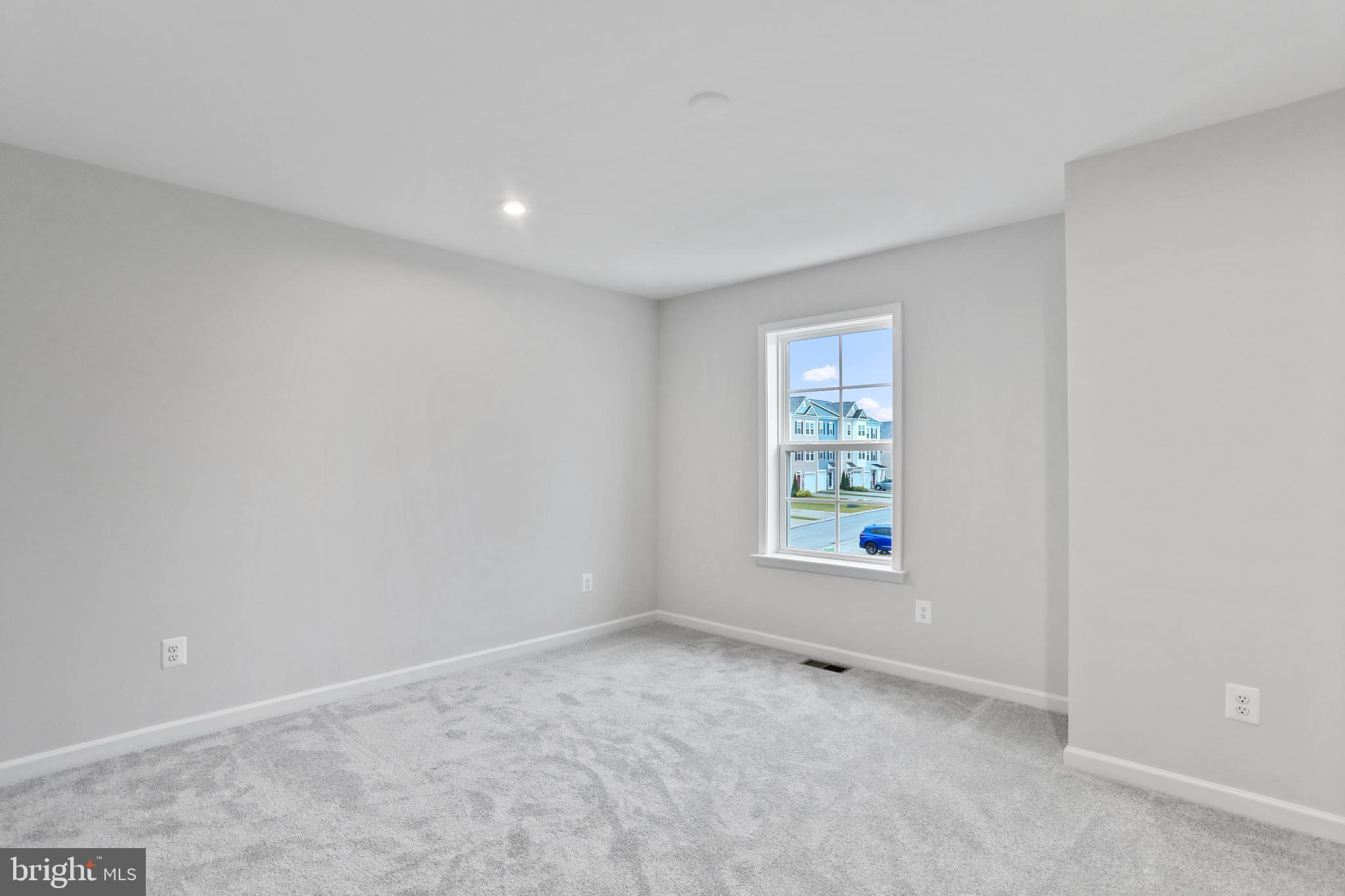 OVERLOOK AT RIVERSIDE - Residential Lease