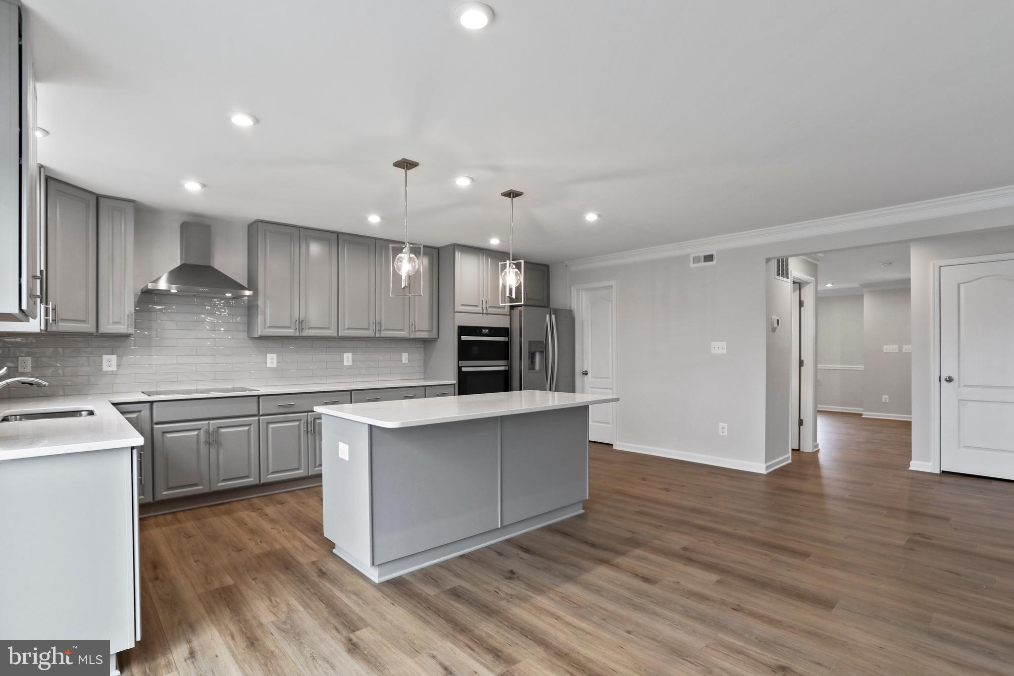 OVERLOOK AT RIVERSIDE - Residential Lease