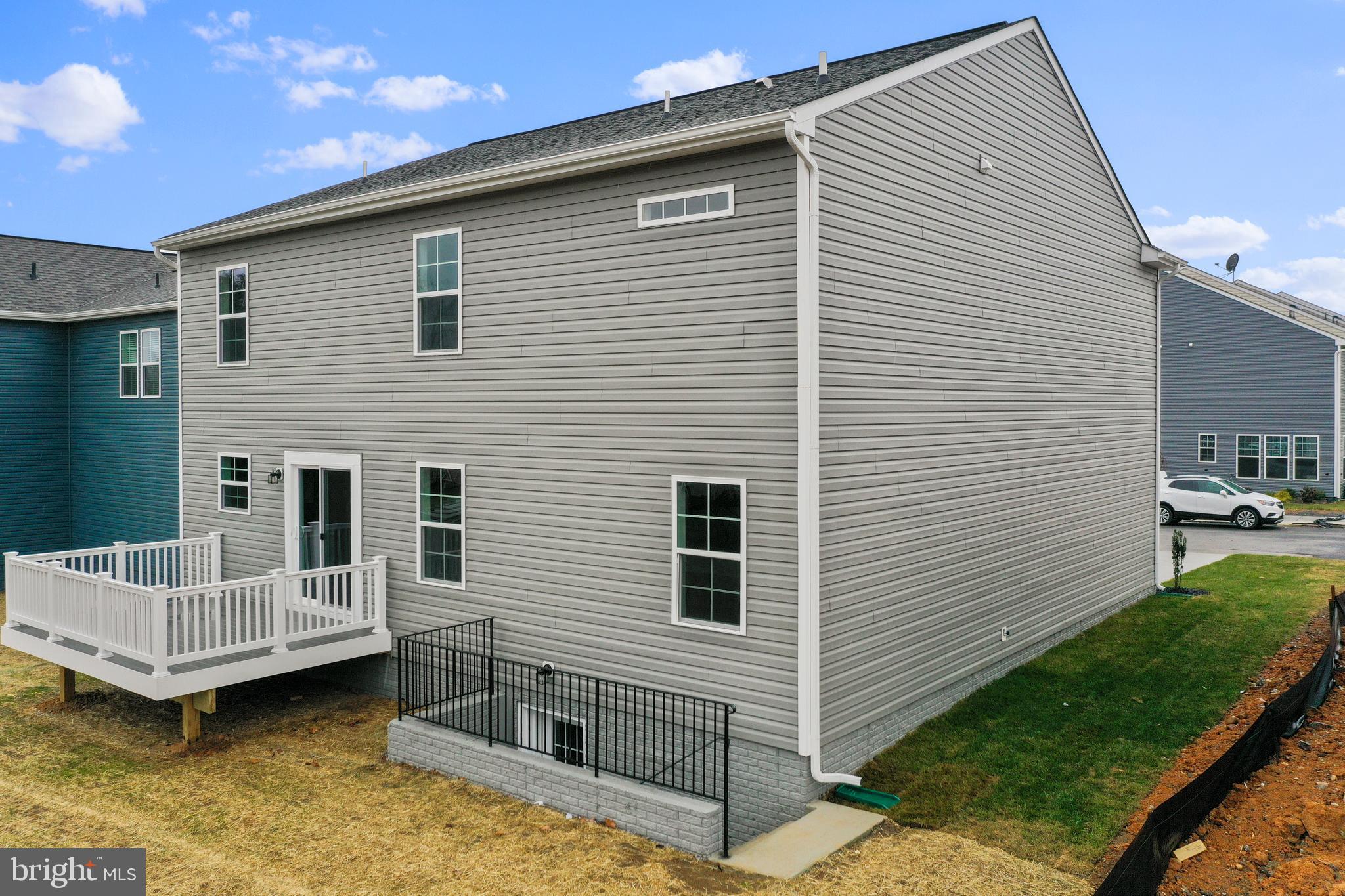 OVERLOOK AT RIVERSIDE - Residential Lease