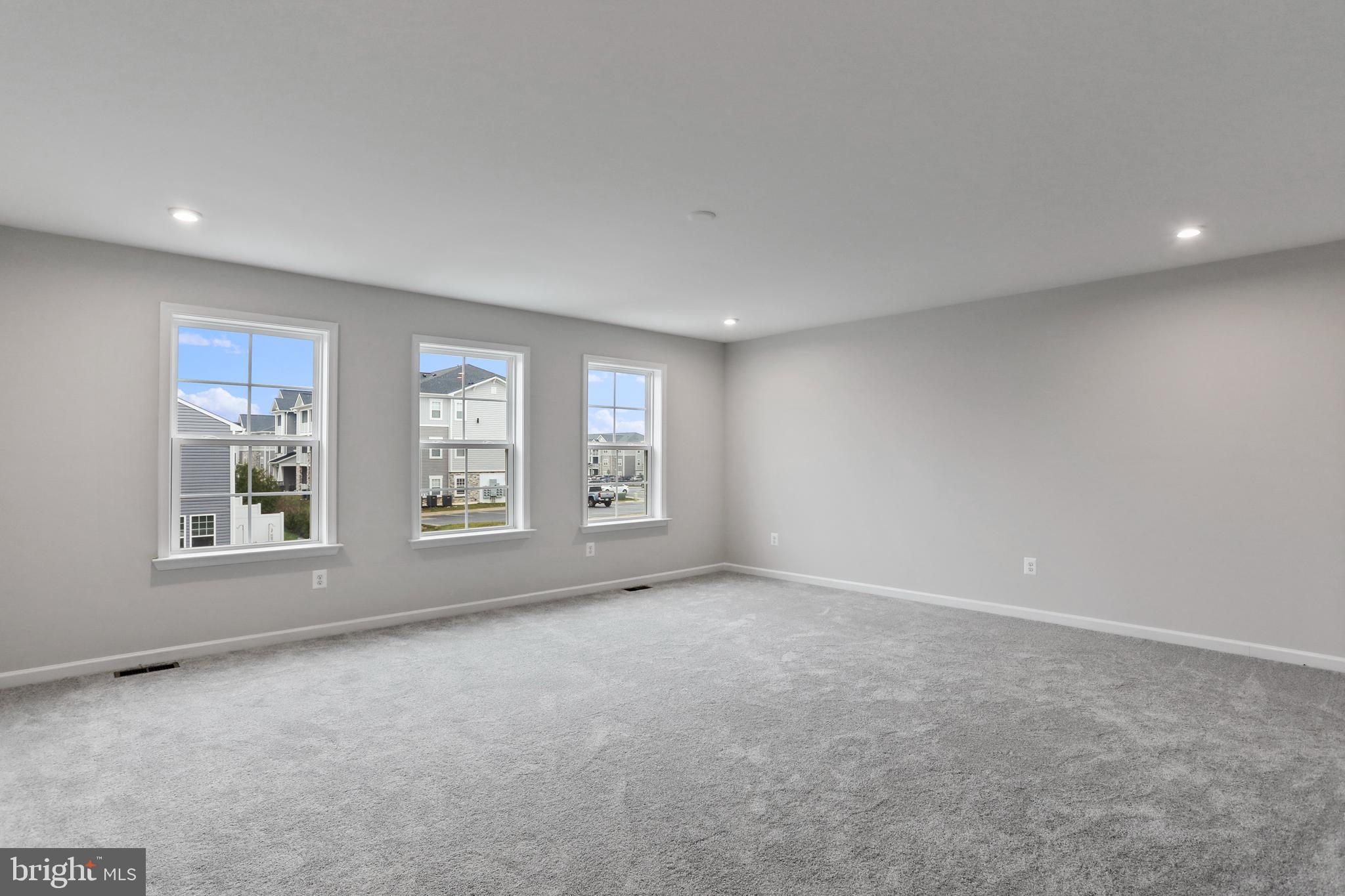 OVERLOOK AT RIVERSIDE - Residential Lease