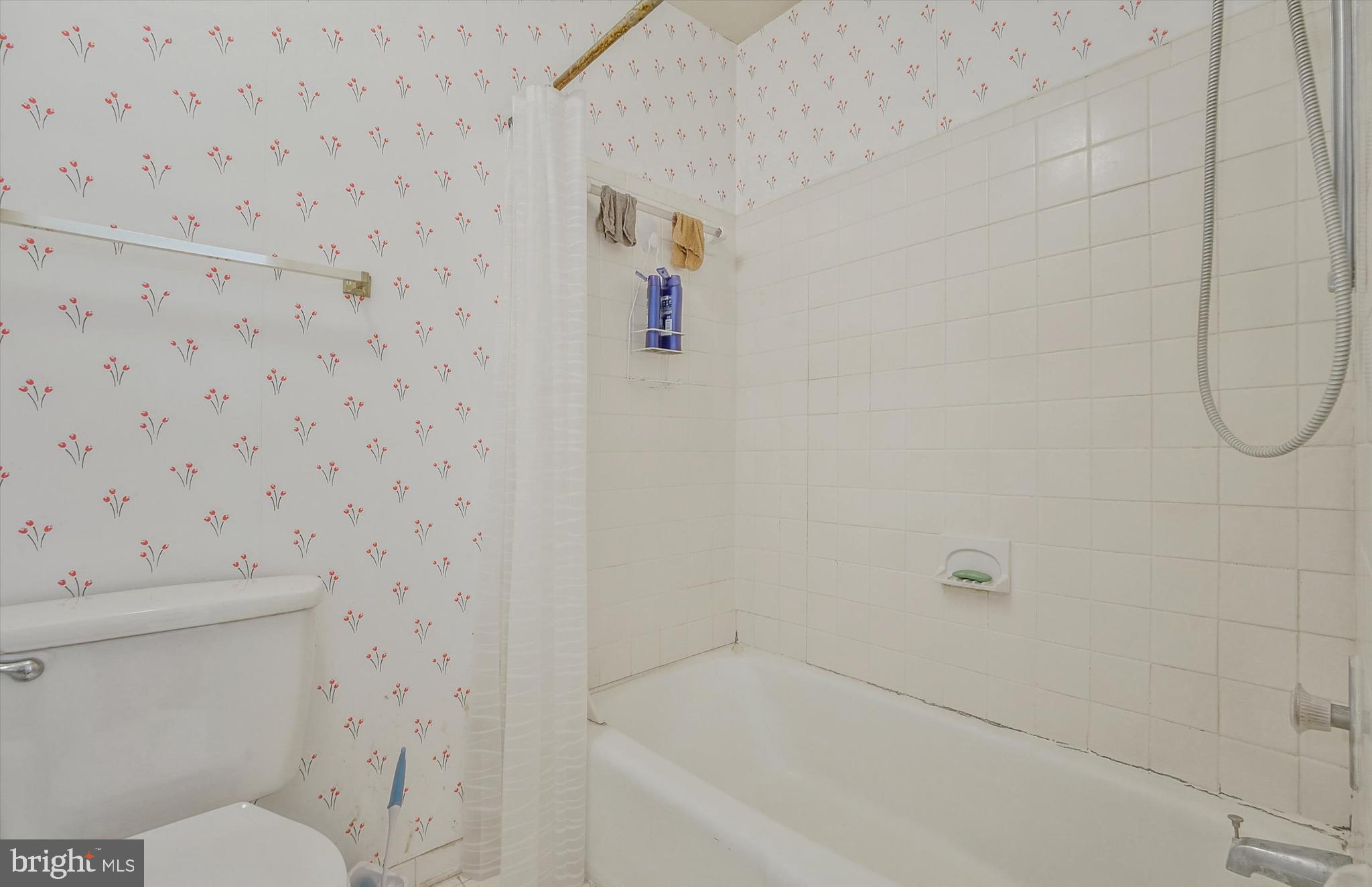 HICKORY RIDGE LA PLATA - Residential Lease