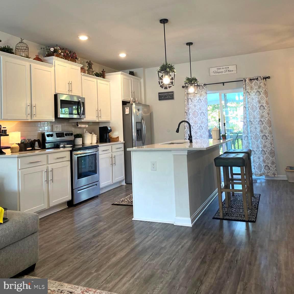 BERKELEY RIDGE - Residential