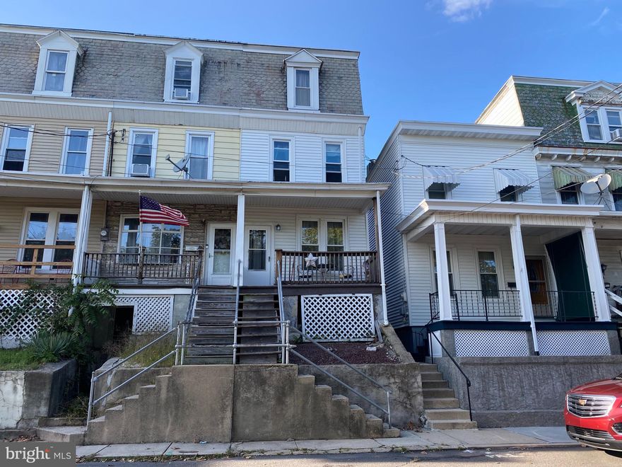 Charming Pottsville home with fenced in yard. This home has been well maintained through the years. Replacement windows, higher ceilings,  three bedrooms, updated furnace, attic for added storage, natural gas heat,  appliances included.  A great home for a great price!