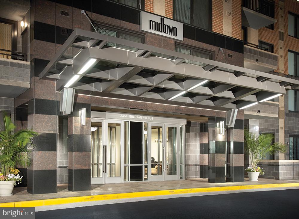 2451 MIDTOWN AVENUE 516