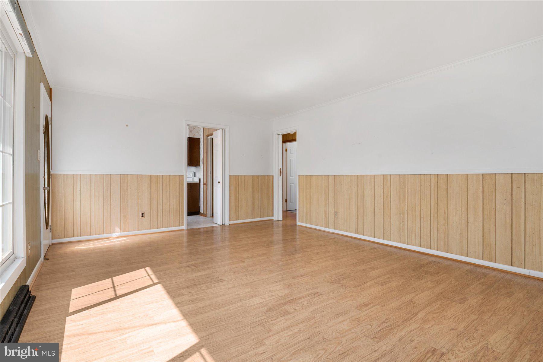HILLSMERE SHORES - Residential