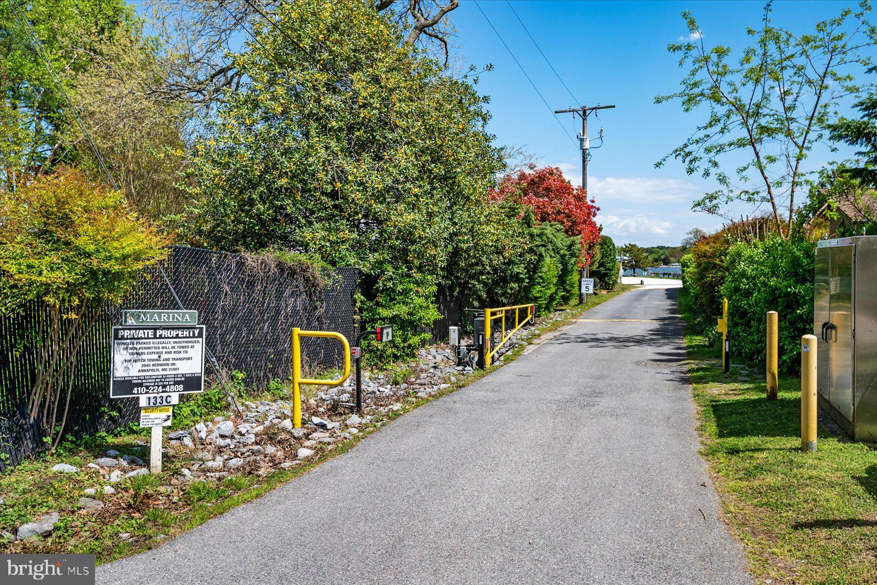 HILLSMERE SHORES - Residential
