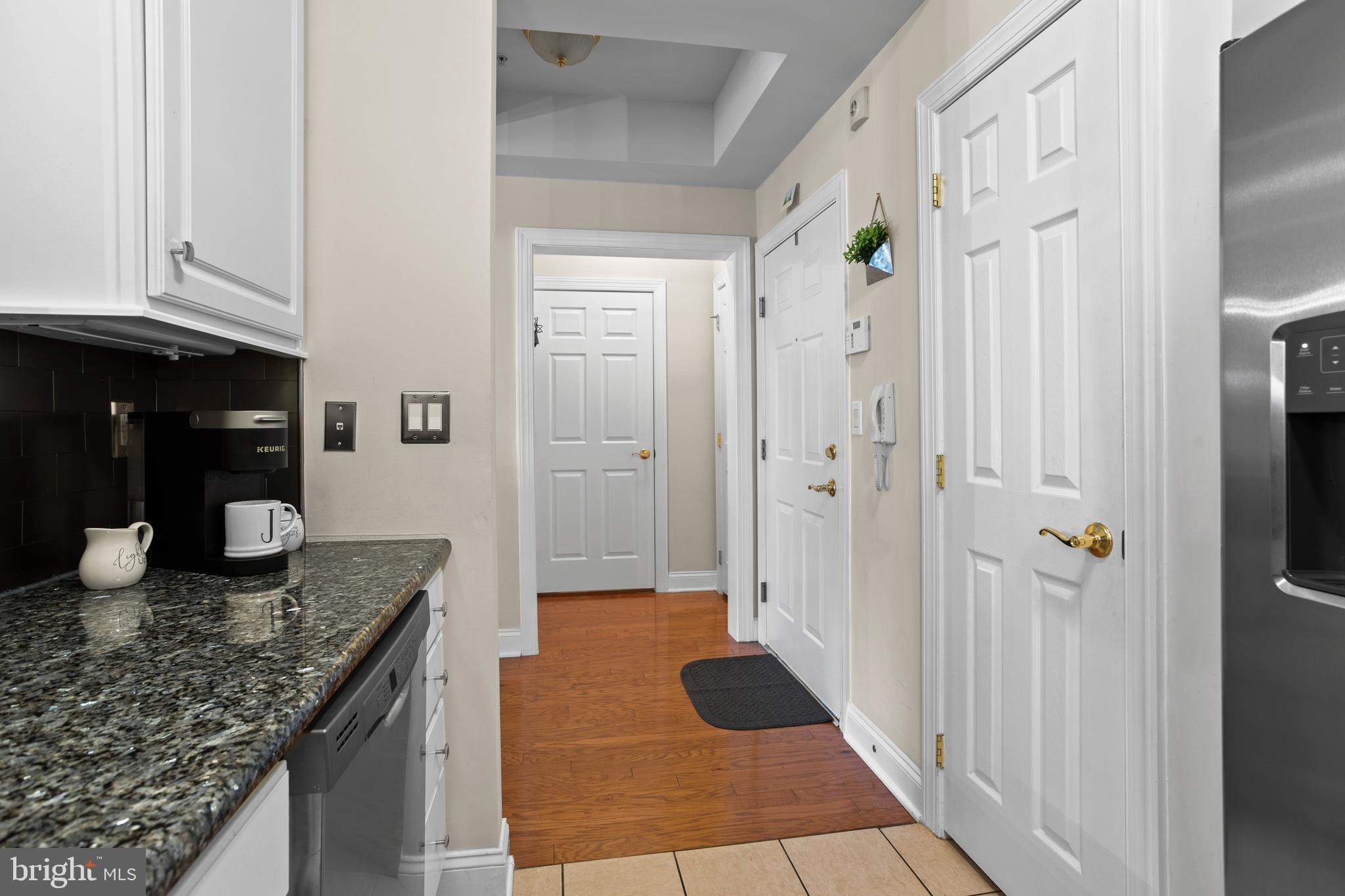 CREEKSIDE VILLAGE - Residential