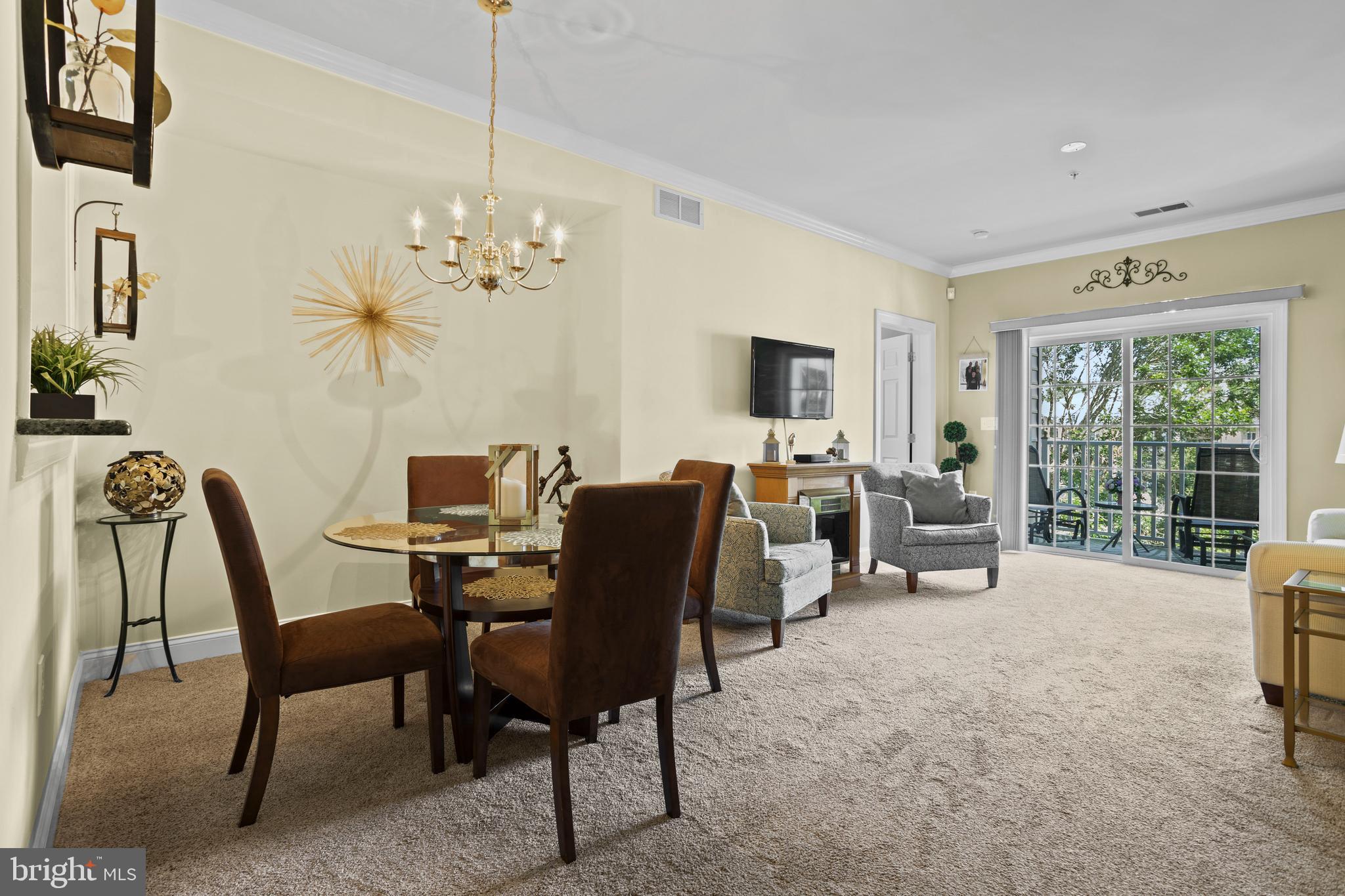 CREEKSIDE VILLAGE - Residential