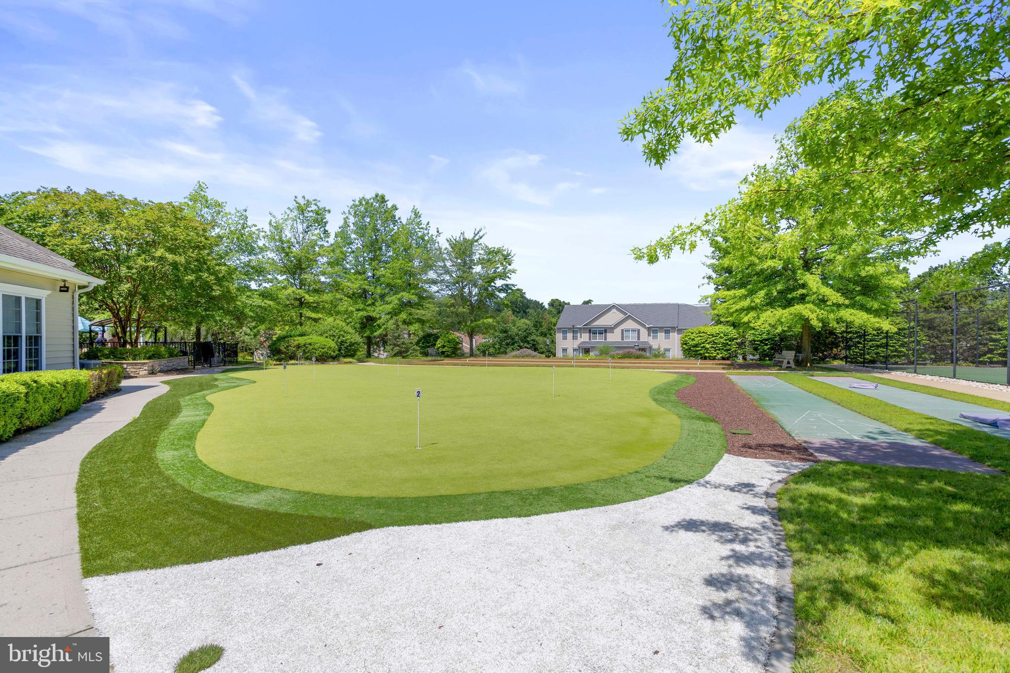 CREEKSIDE VILLAGE - Residential