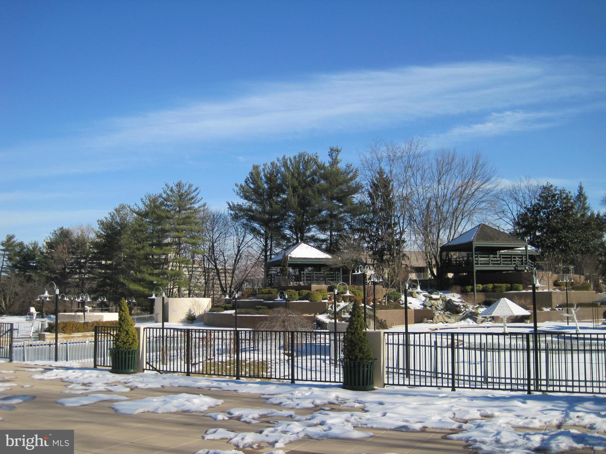 WATERGATE AT LANDMARK - Residential Lease