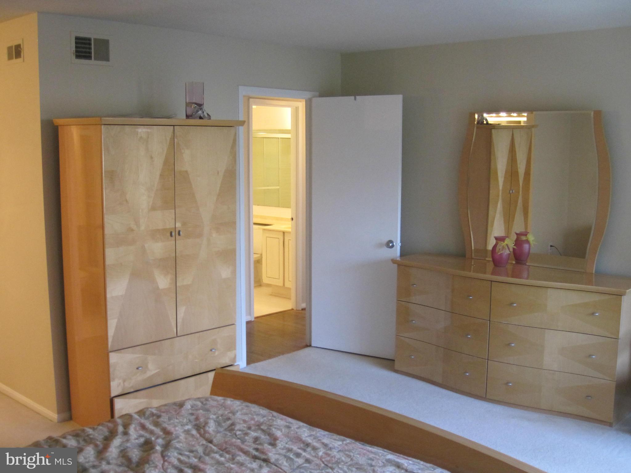 WATERGATE AT LANDMARK - Residential Lease