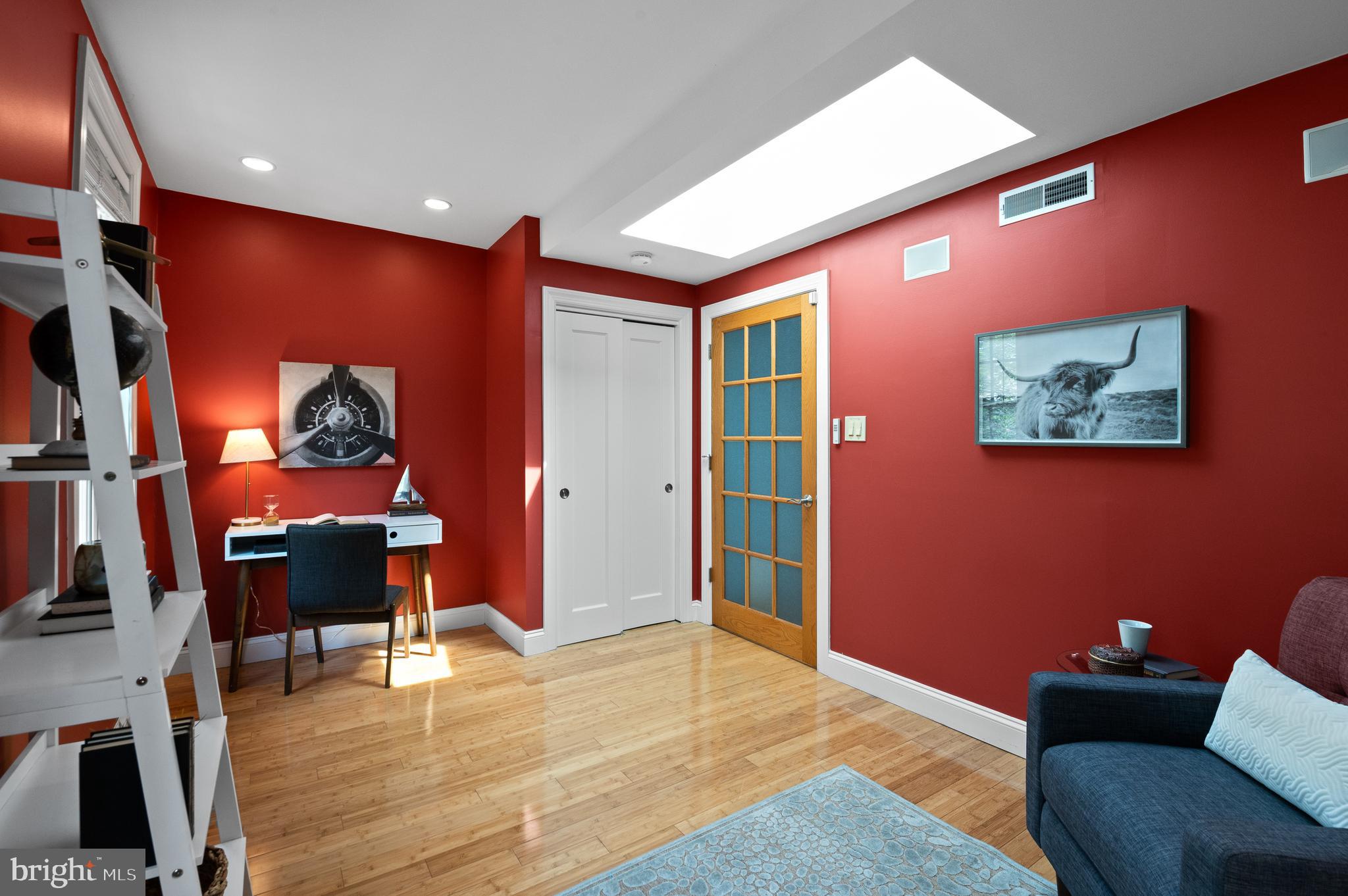 WASHINGTON SQ WEST - Residential