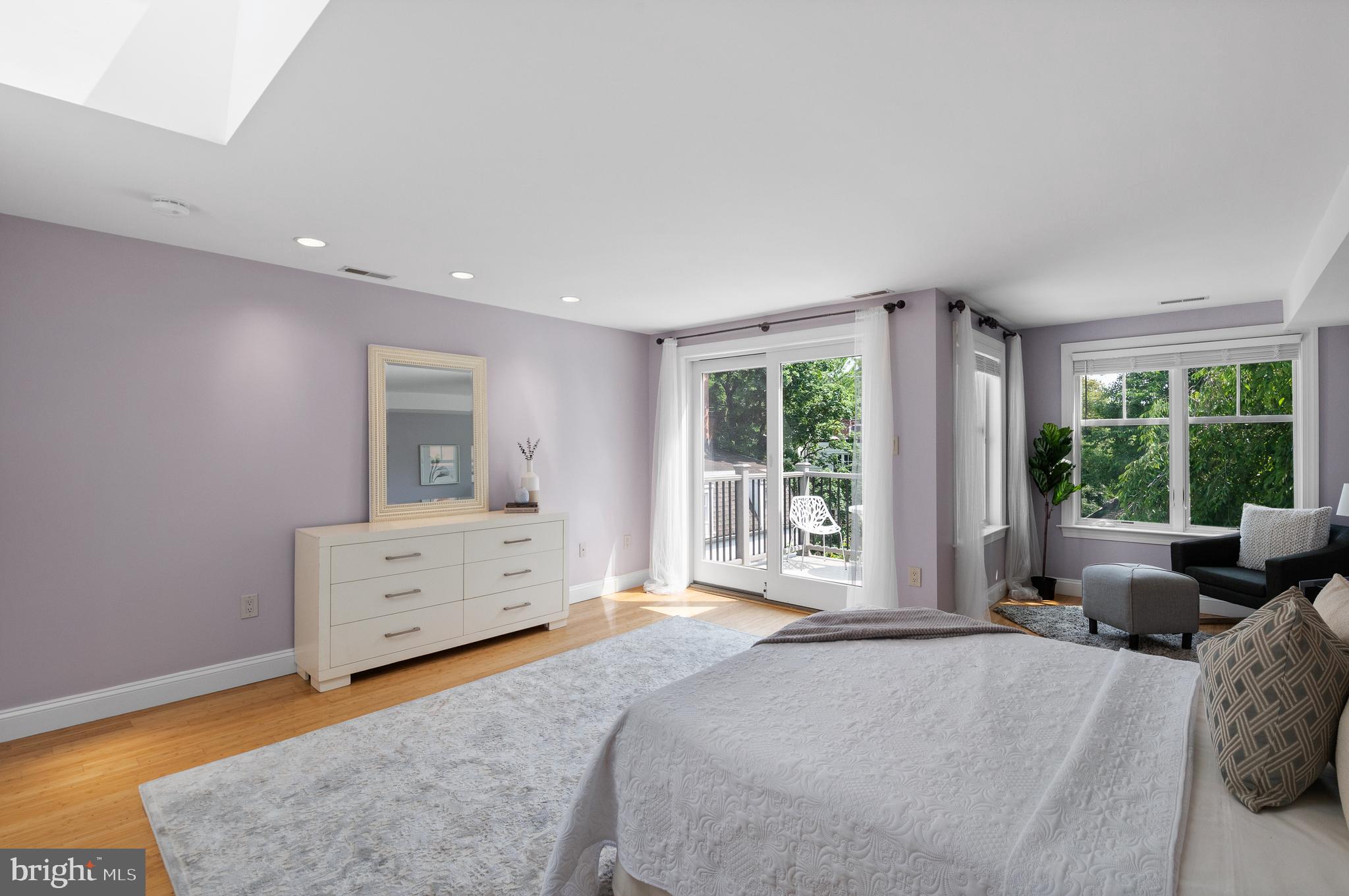 WASHINGTON SQ WEST - Residential