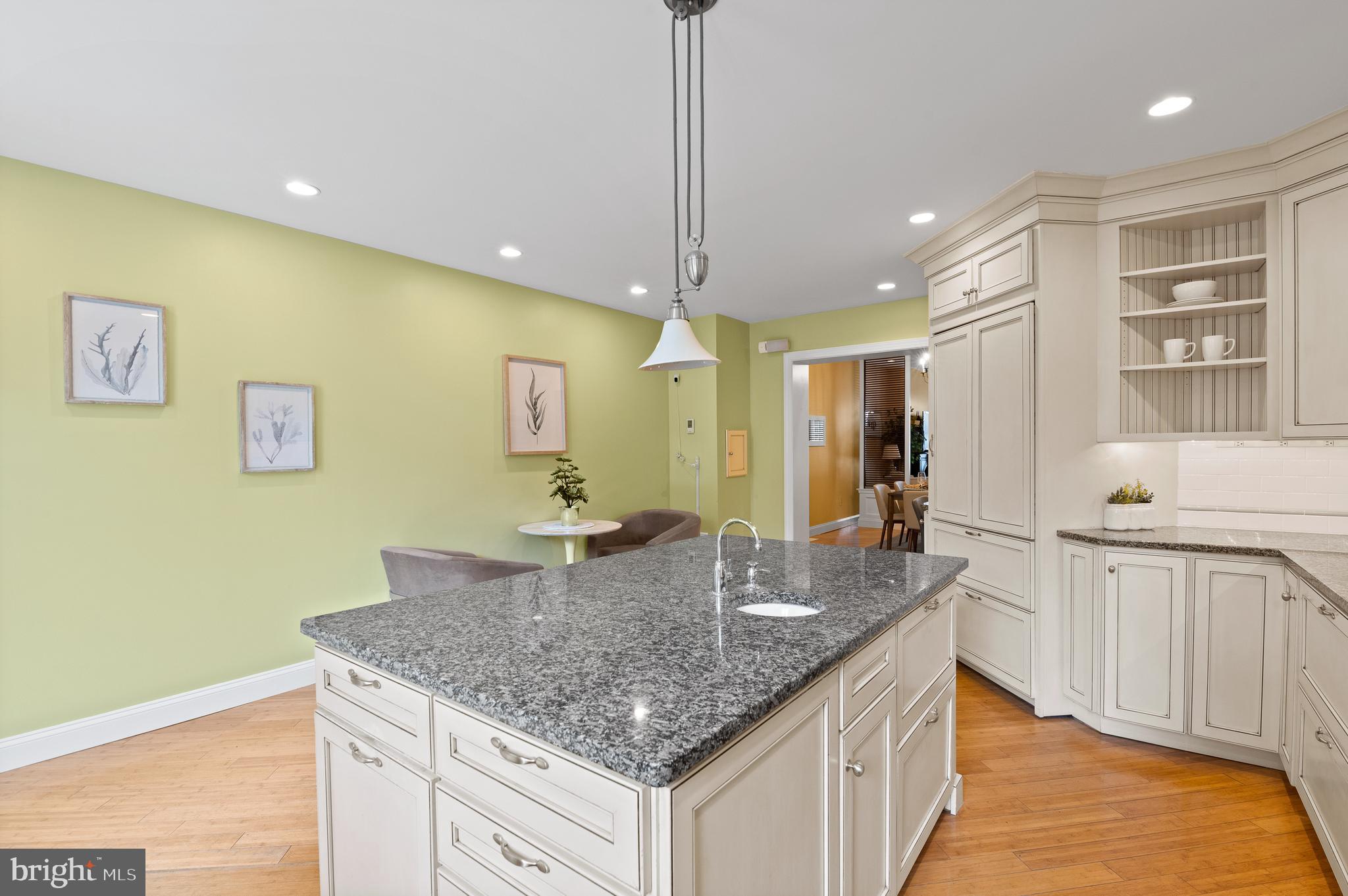 WASHINGTON SQ WEST - Residential